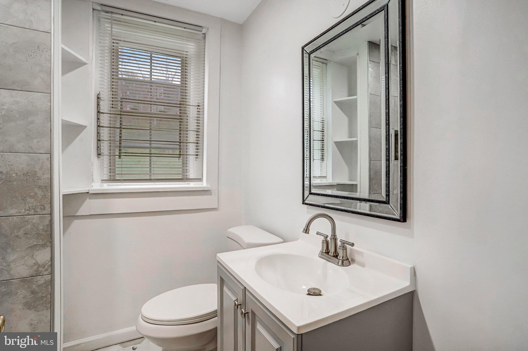 HILLCREST - Residential