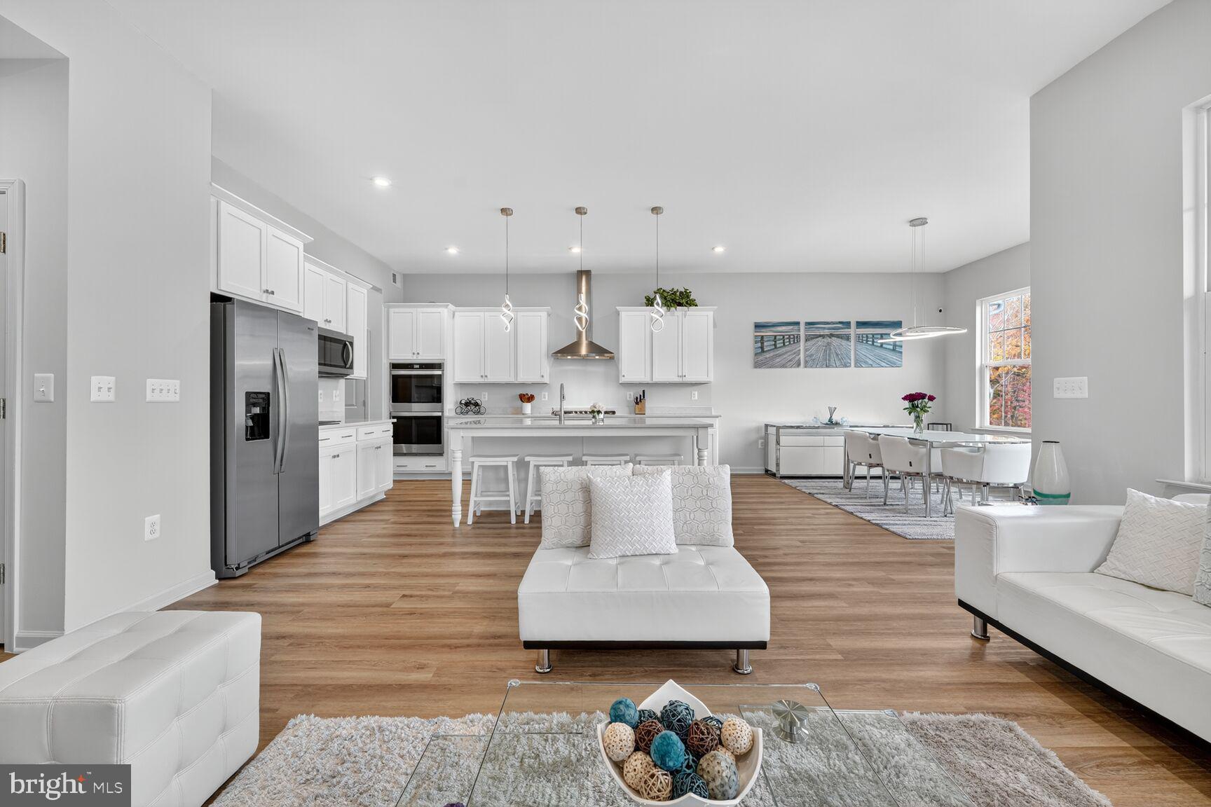 POTOMAC SHORES - Residential