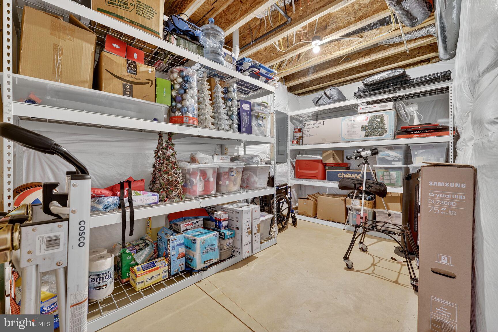 POTOMAC SHORES - Residential