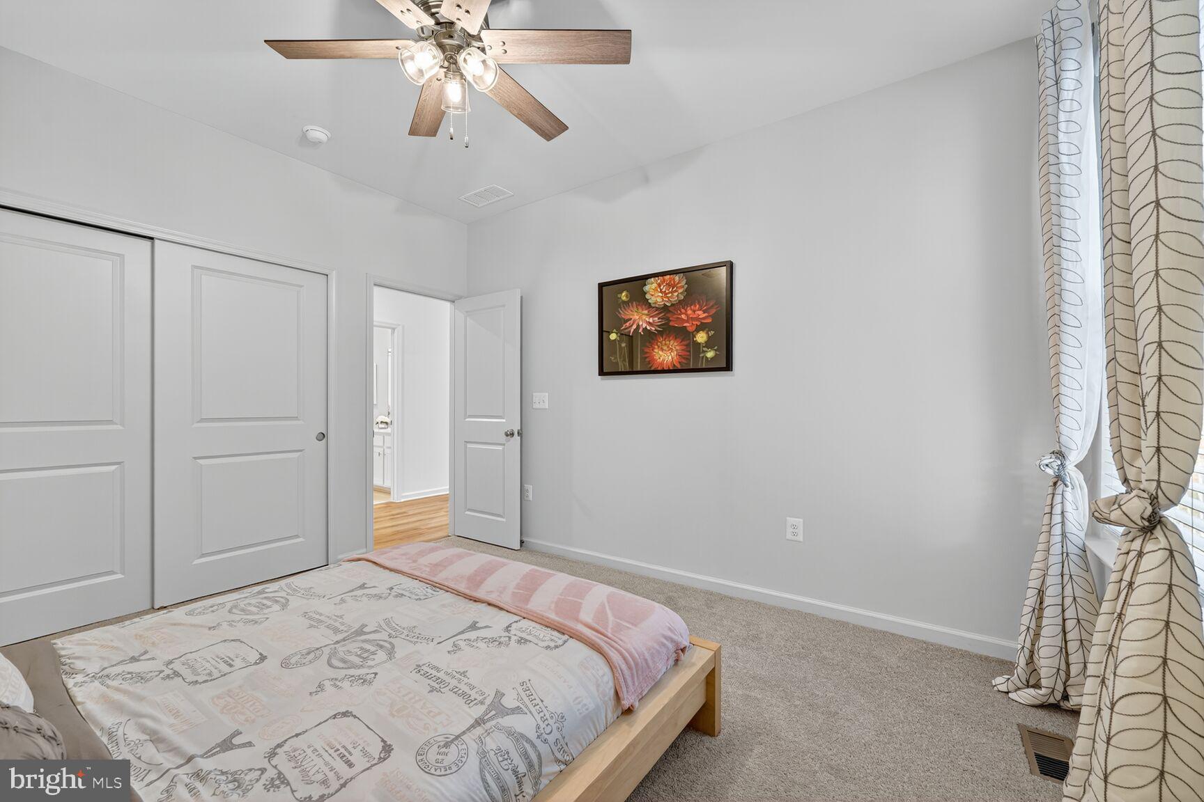 POTOMAC SHORES - Residential