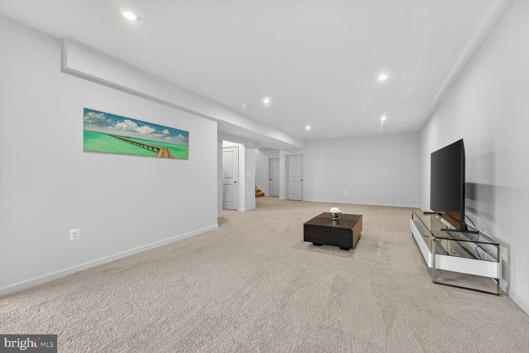 POTOMAC SHORES - Residential