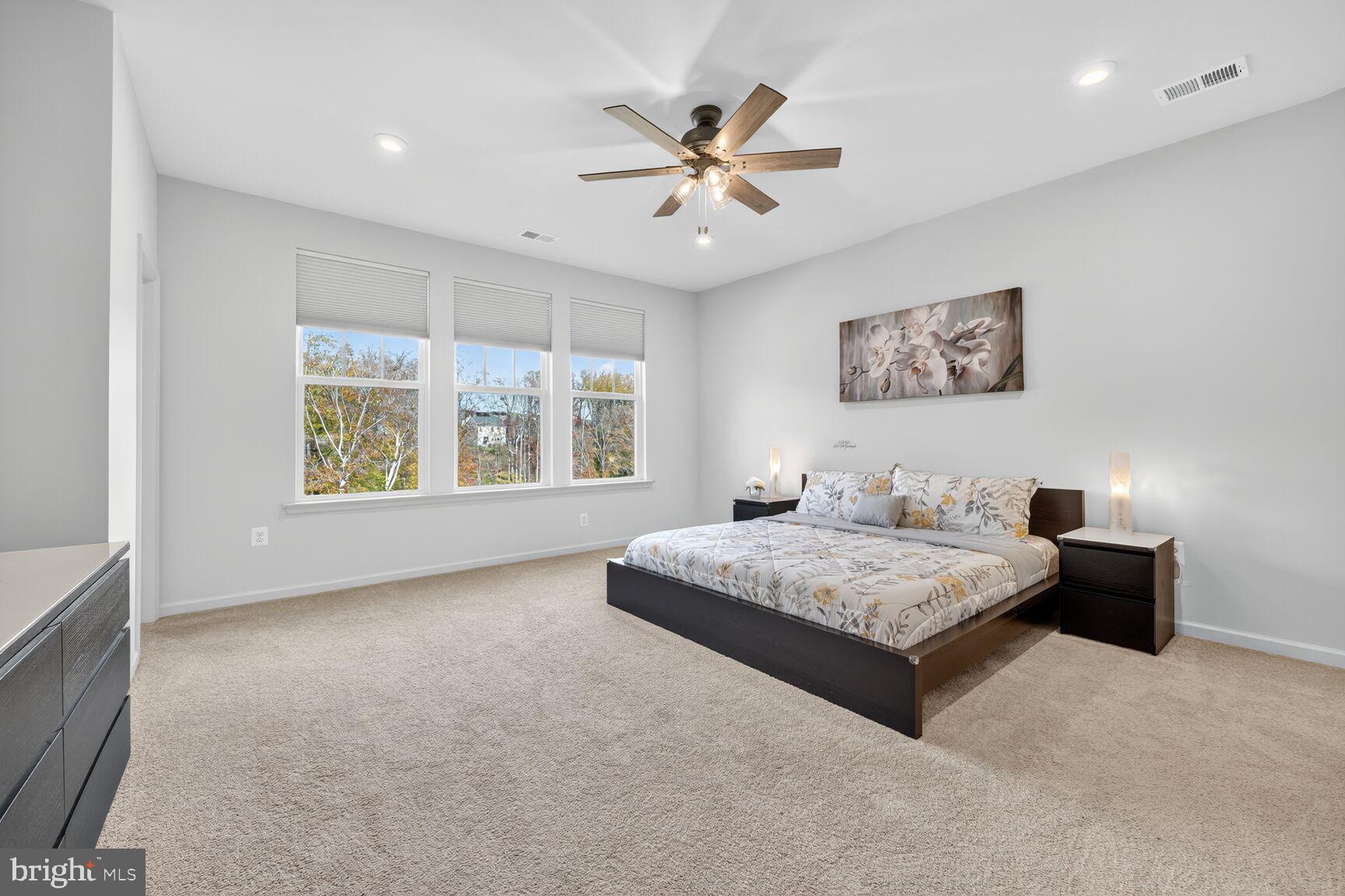 POTOMAC SHORES - Residential