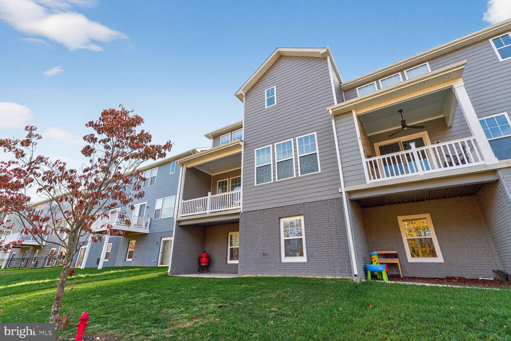 POTOMAC SHORES - Residential