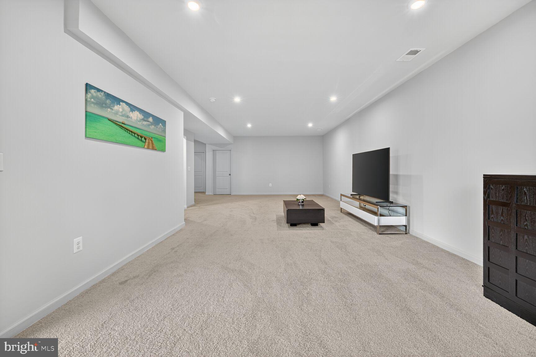 POTOMAC SHORES - Residential