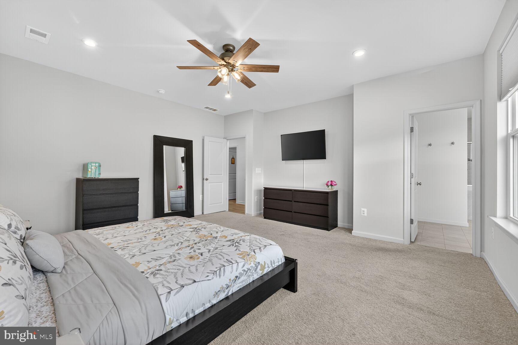 POTOMAC SHORES - Residential