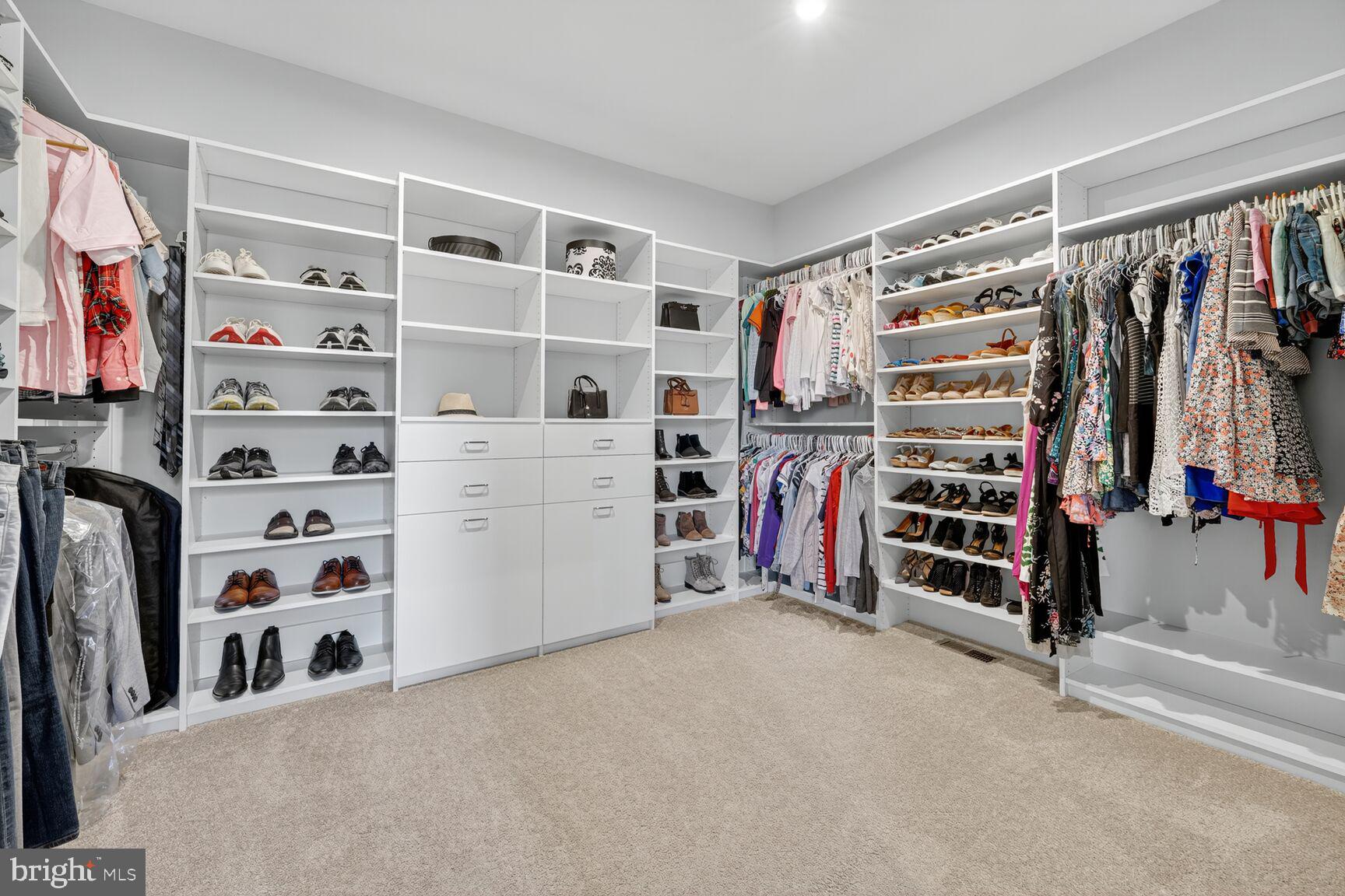 POTOMAC SHORES - Residential