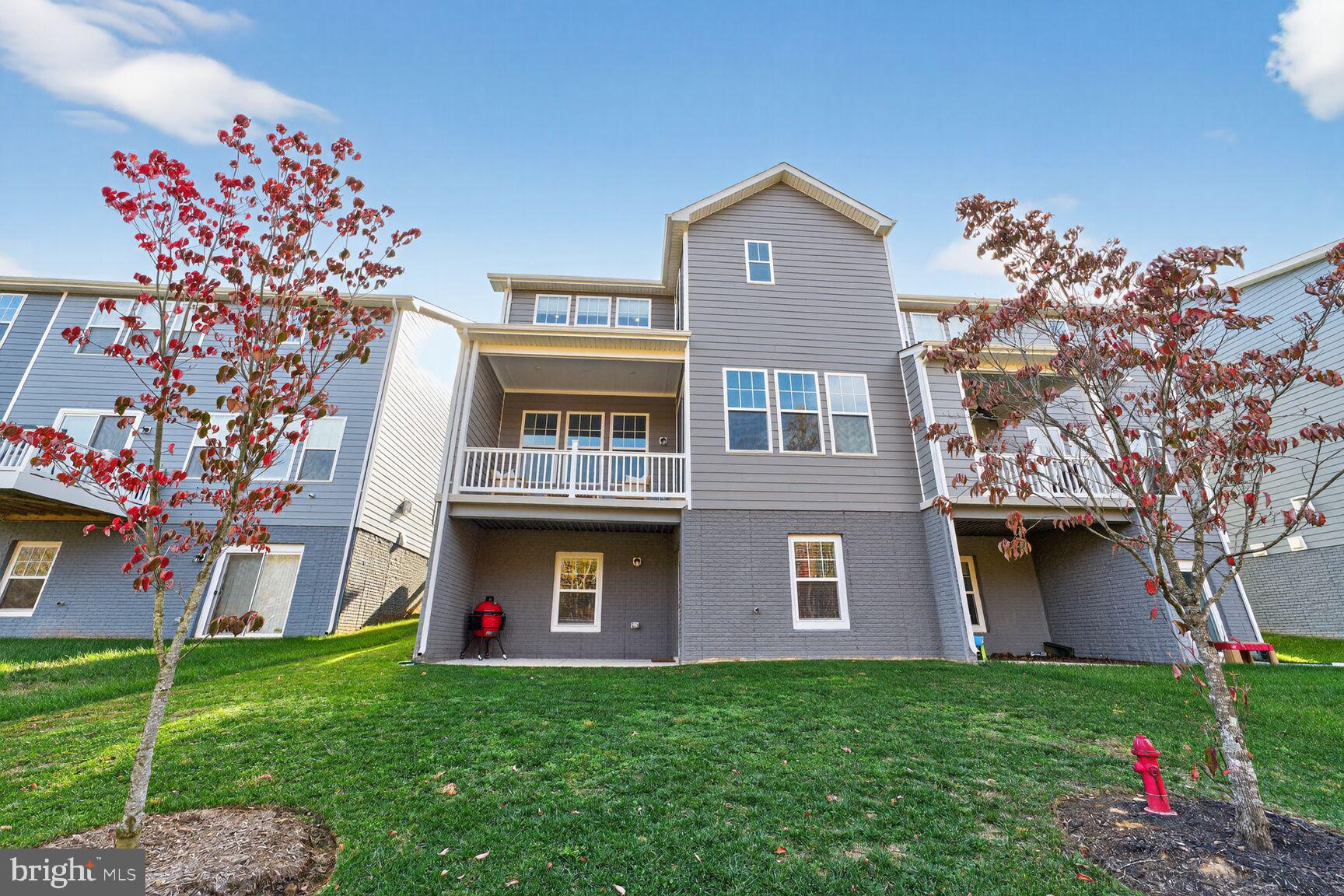 POTOMAC SHORES - Residential