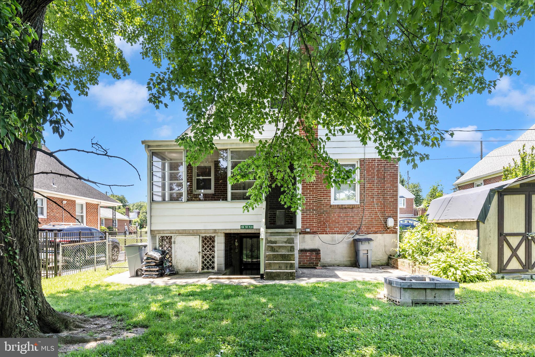 HAZELWOOD MANOR - Residential