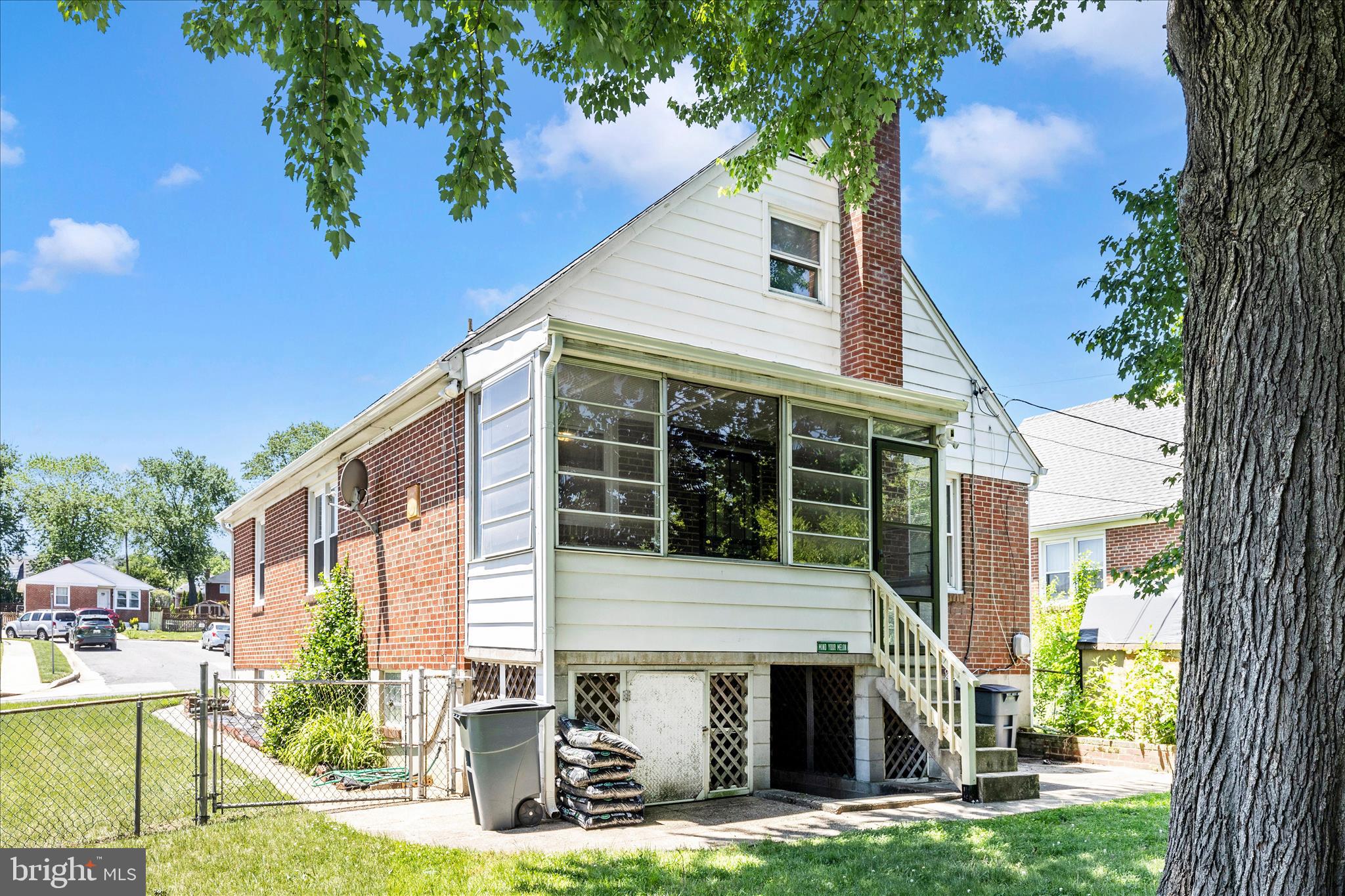 HAZELWOOD MANOR - Residential