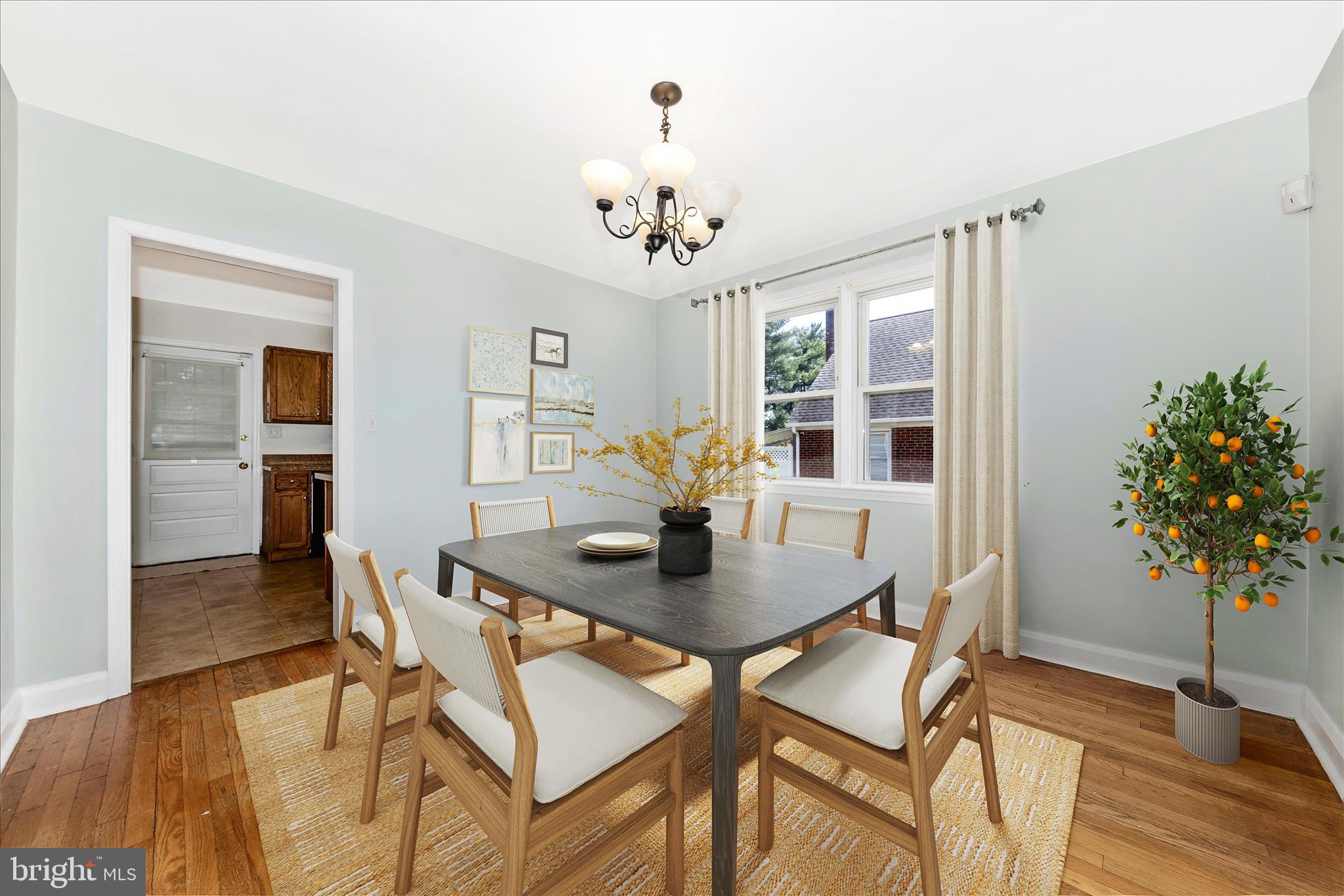 HAZELWOOD MANOR - Residential