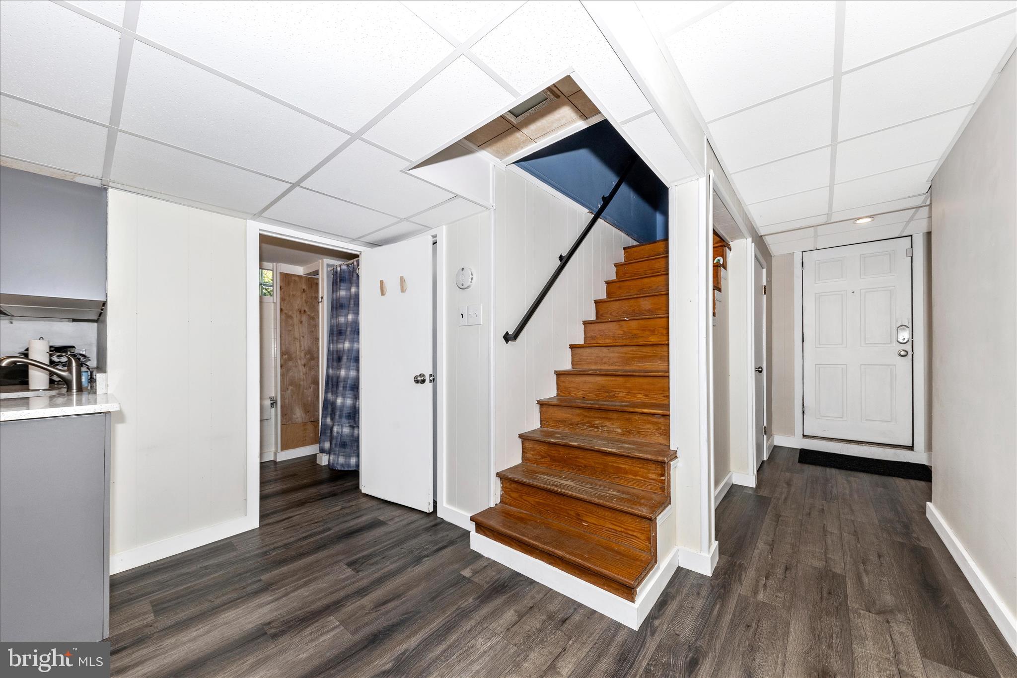 HAZELWOOD MANOR - Residential