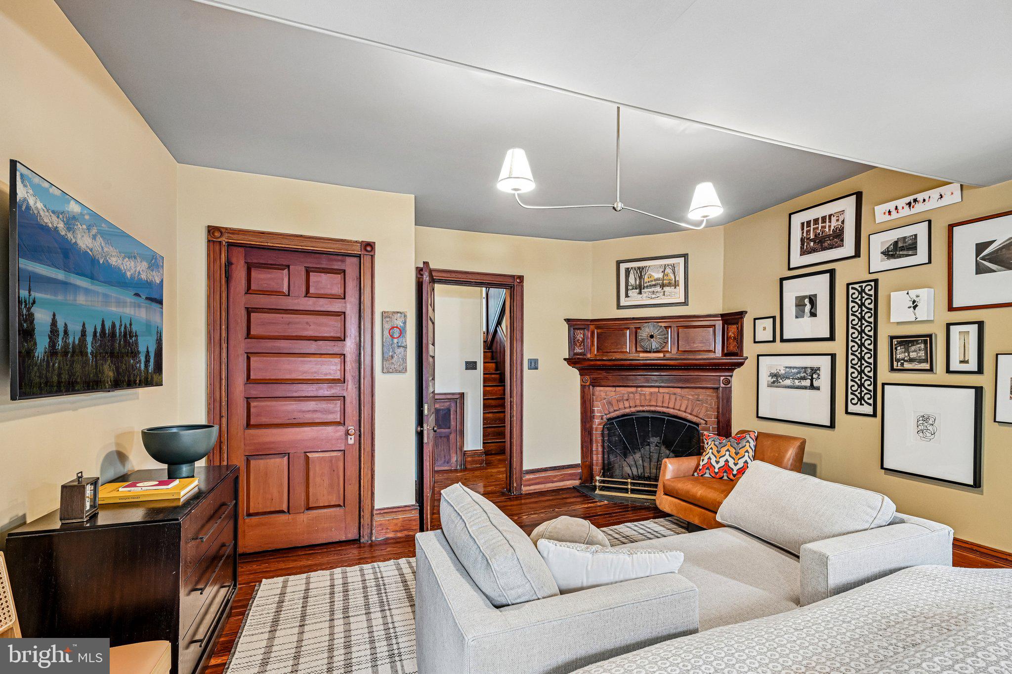 GERMANTOWN - Residential