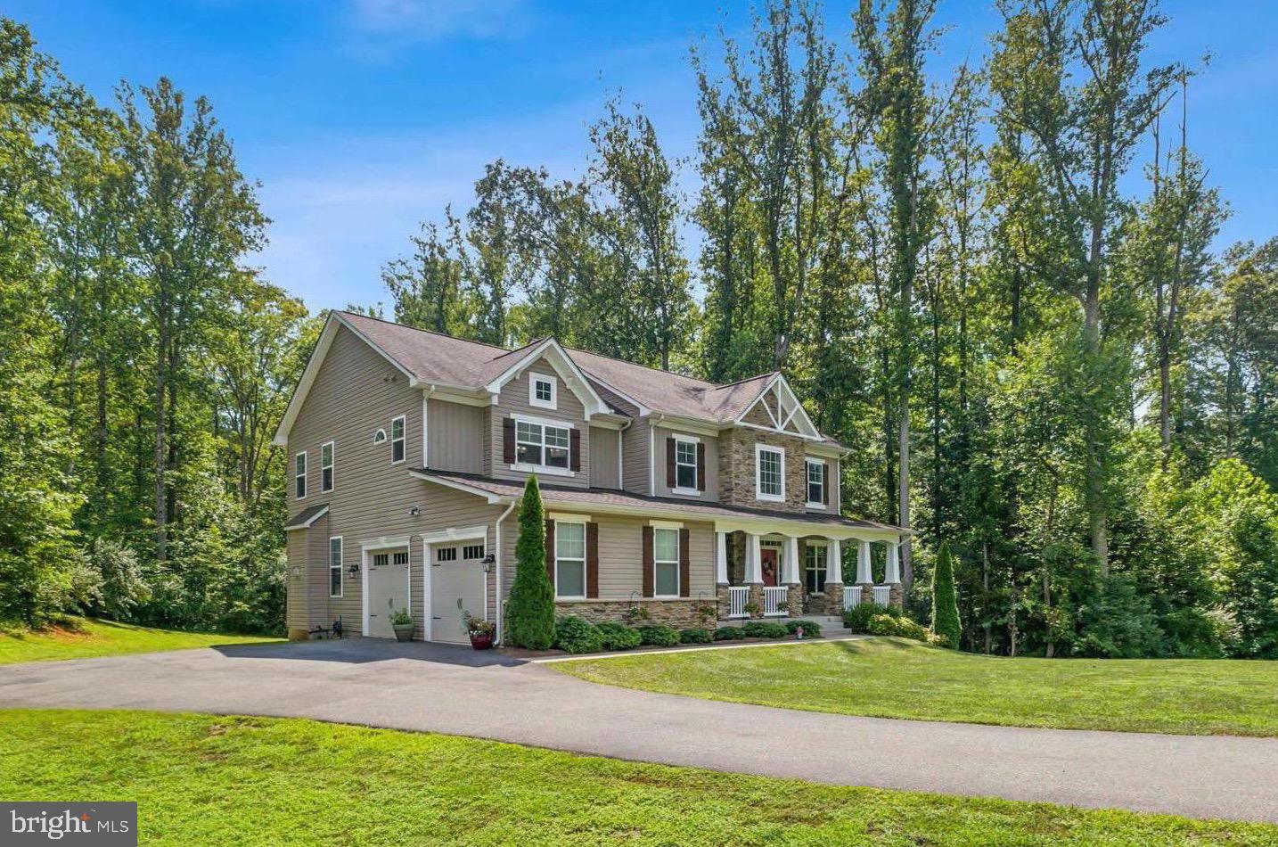 132 DONOVAN LANE
