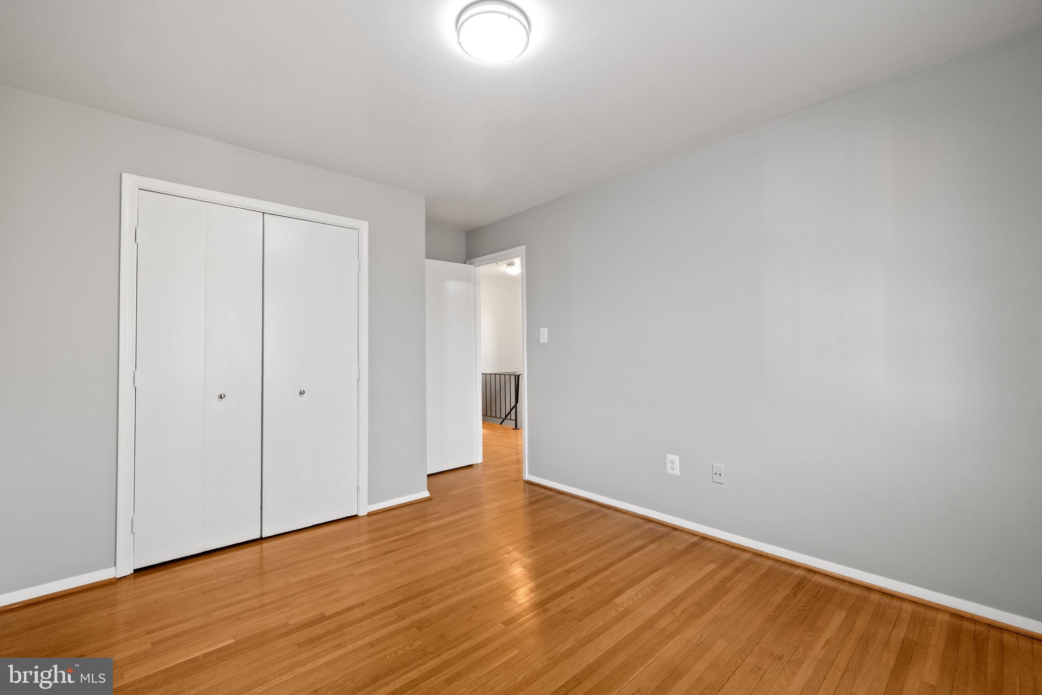 CARDINAL SQUARE - Residential