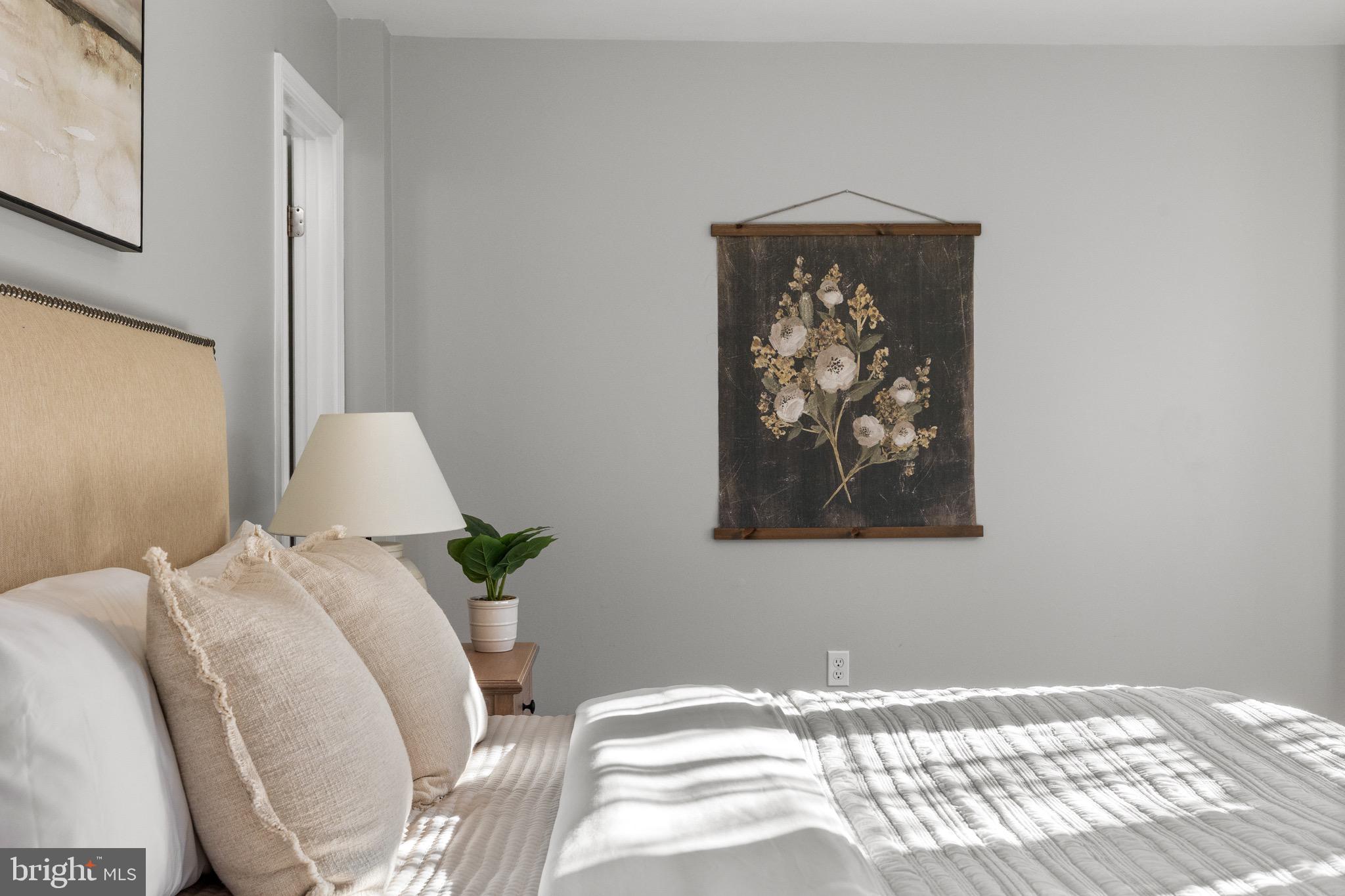 CARDINAL SQUARE - Residential