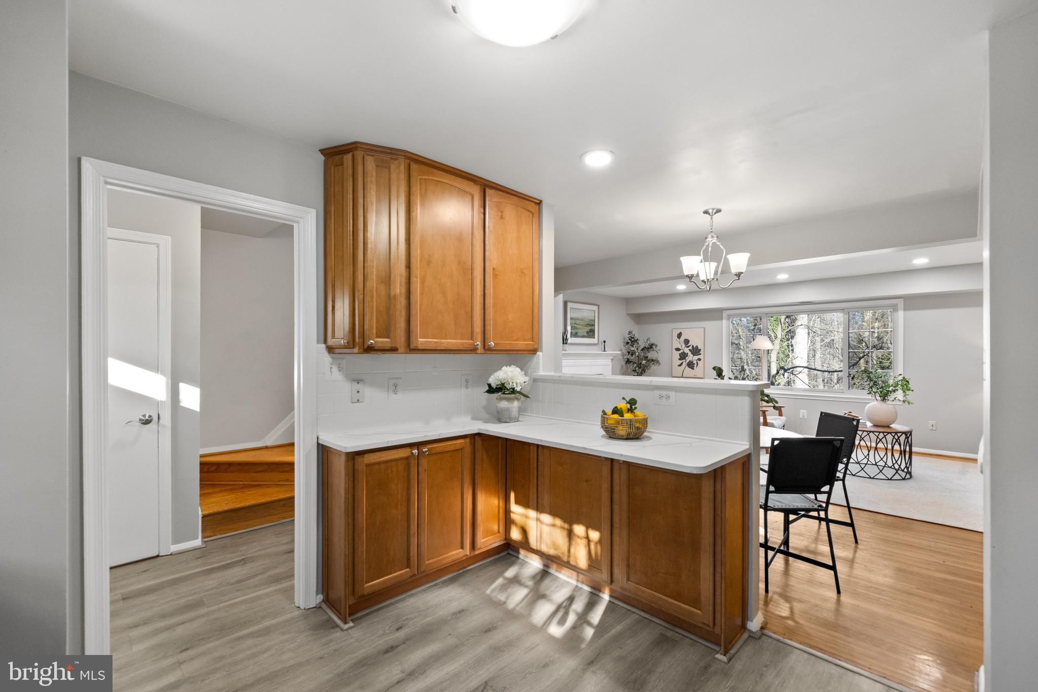 CARDINAL SQUARE - Residential