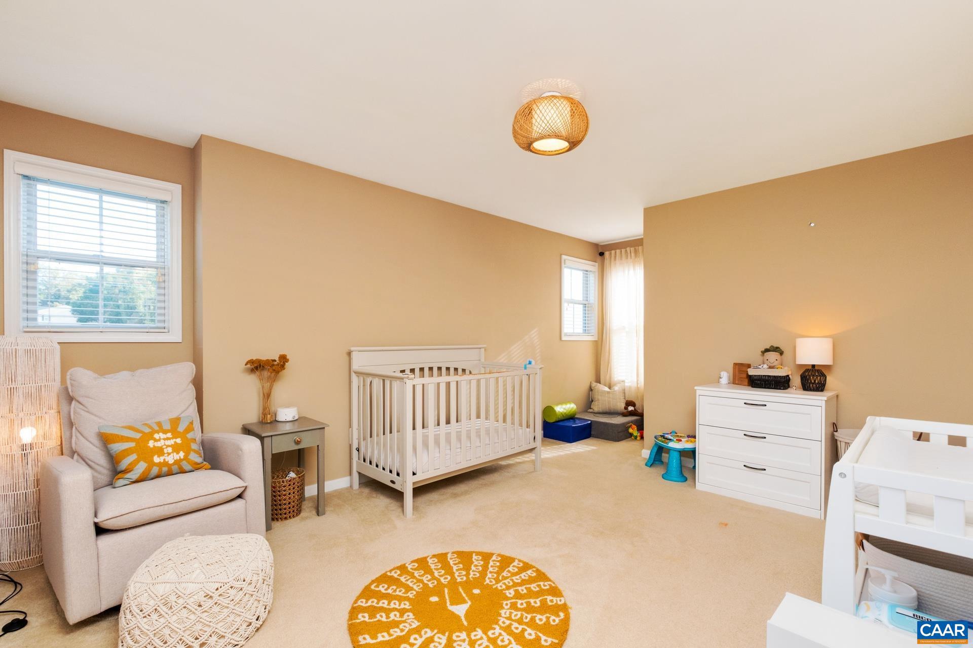 COUNTRY GREEN COTTAGES - Residential