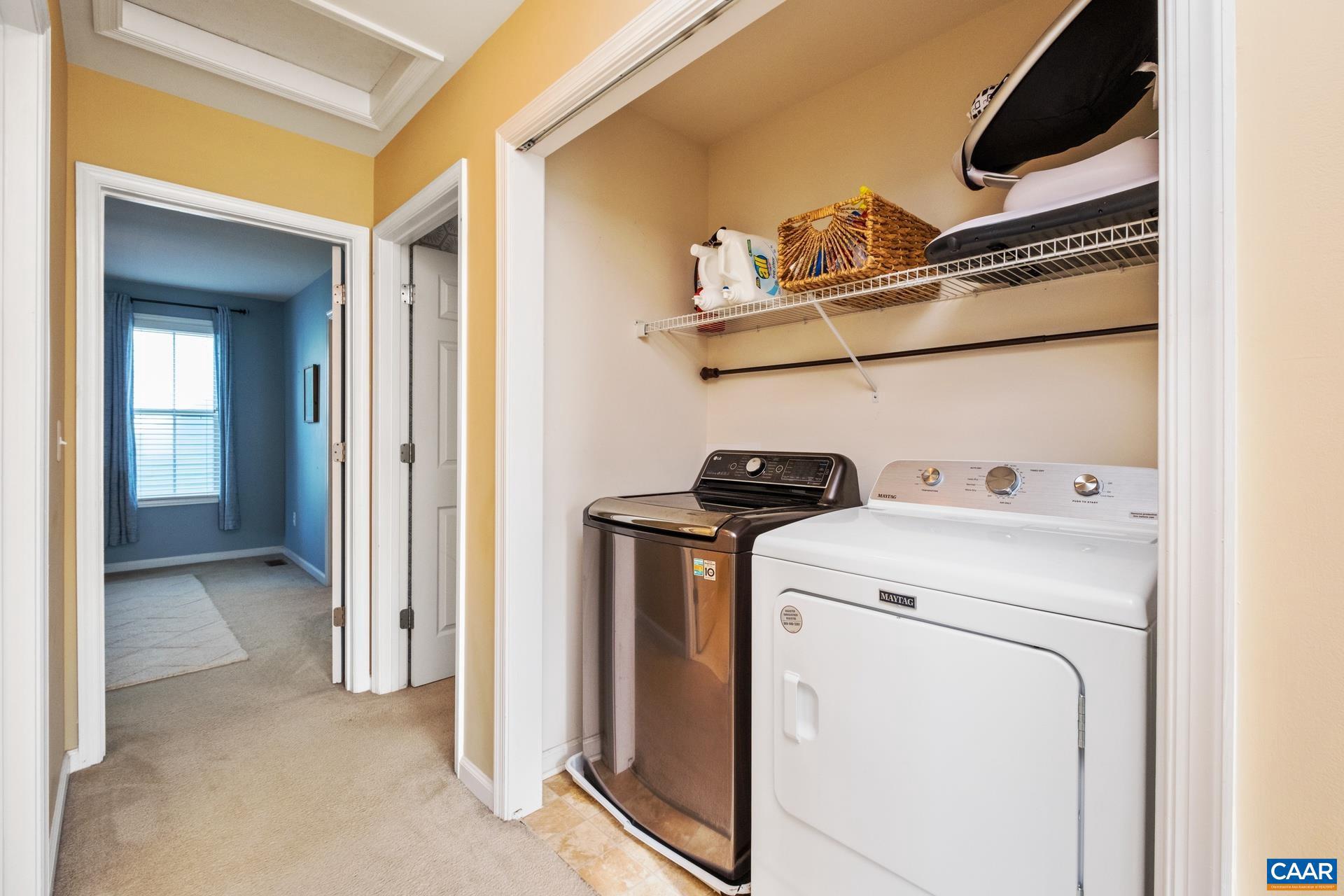 COUNTRY GREEN COTTAGES - Residential