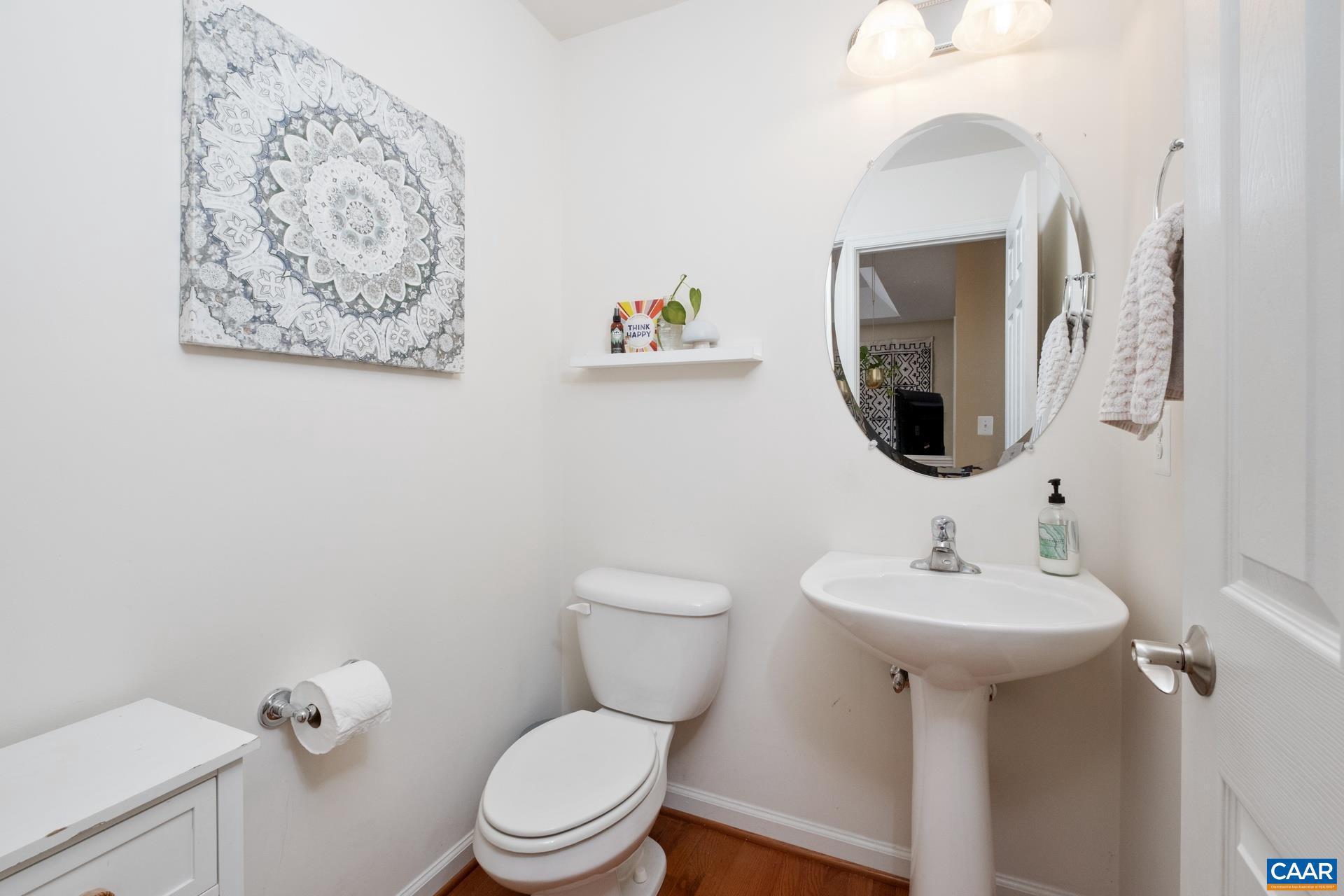 COUNTRY GREEN COTTAGES - Residential