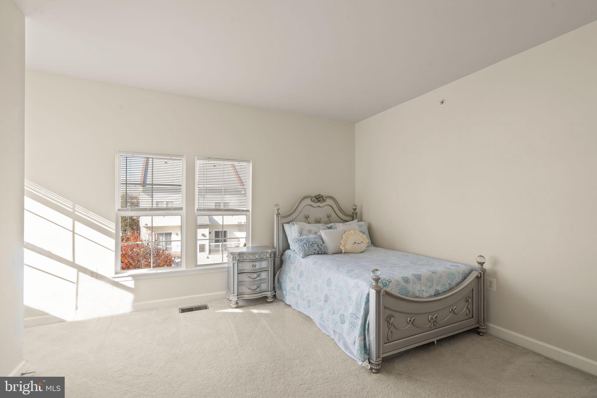 SUMMERFIELD - Residential