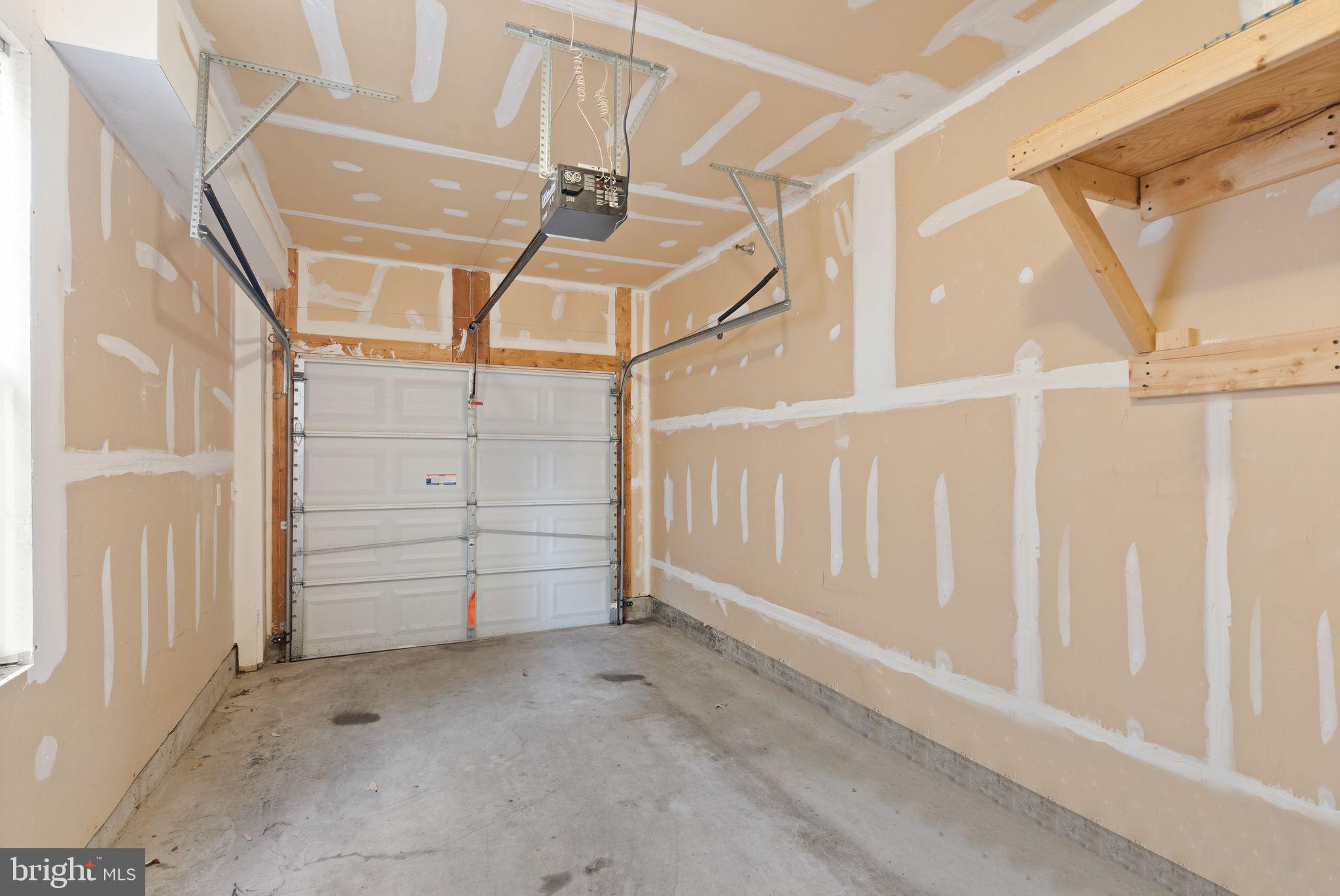 SUMMERFIELD - Residential