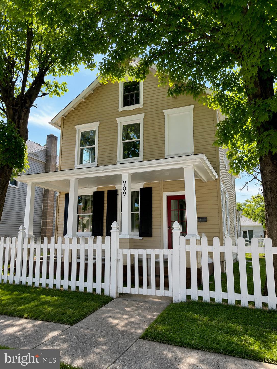 NONE AVAILABLE - Residential Lease