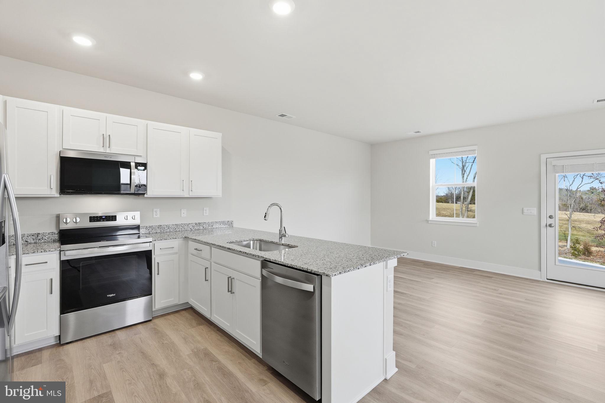 RETREAT AT WINDING CREEK - Residential Lease