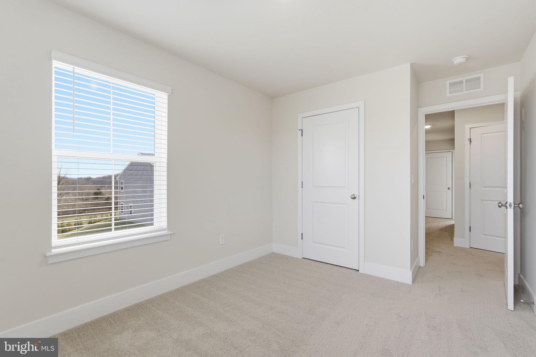 RETREAT AT WINDING CREEK - Residential Lease