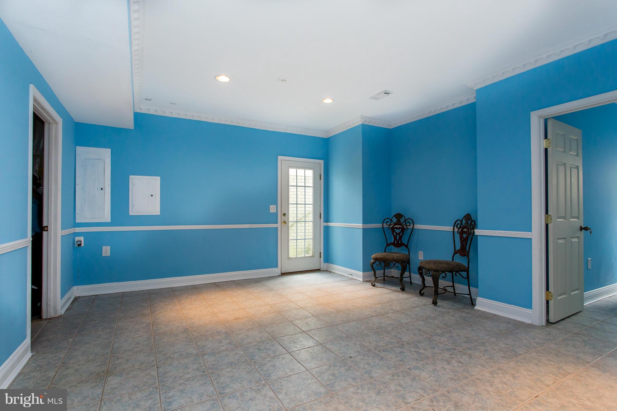 CALEDON CROSSING - Residential