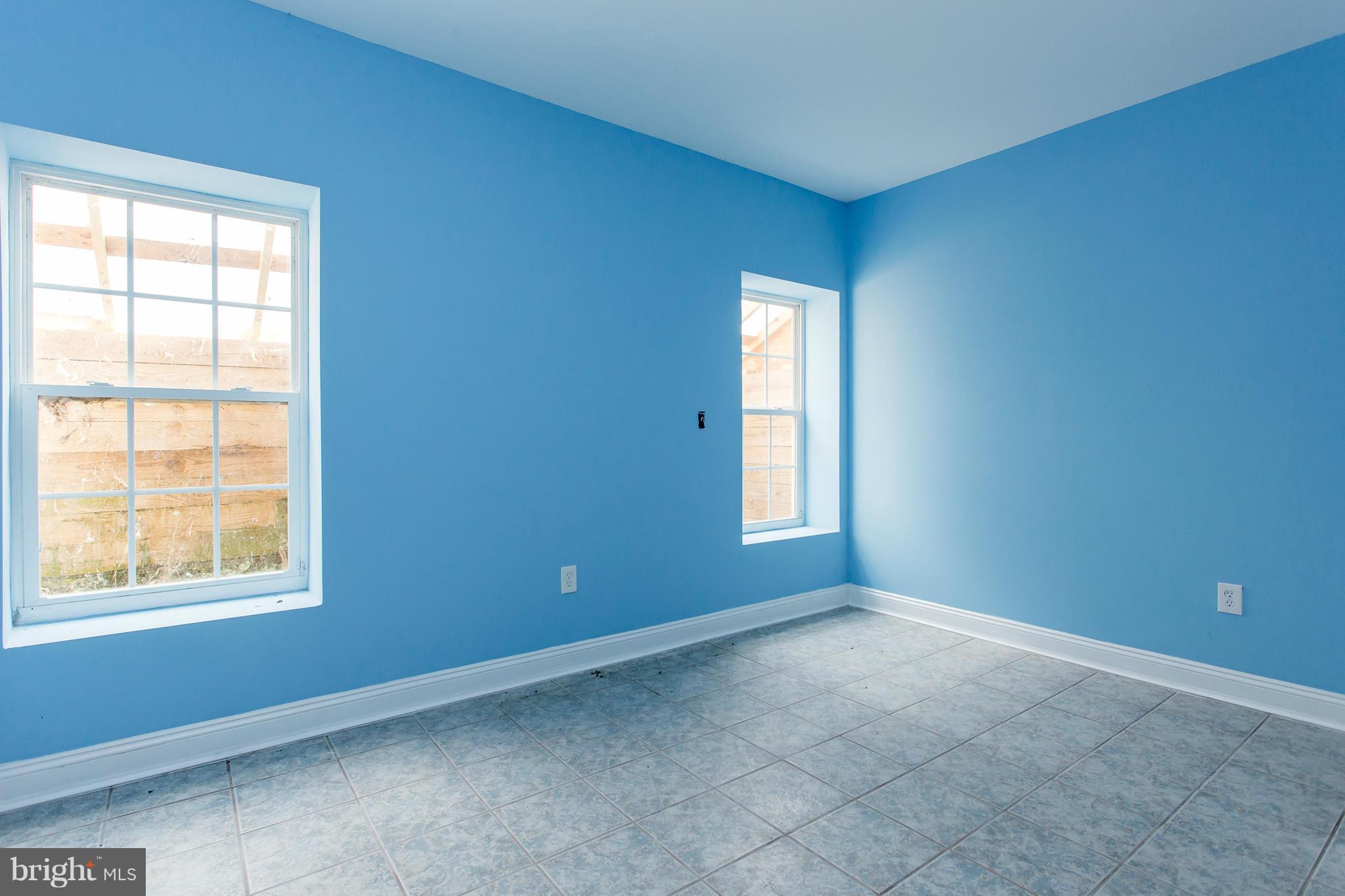 CALEDON CROSSING - Residential