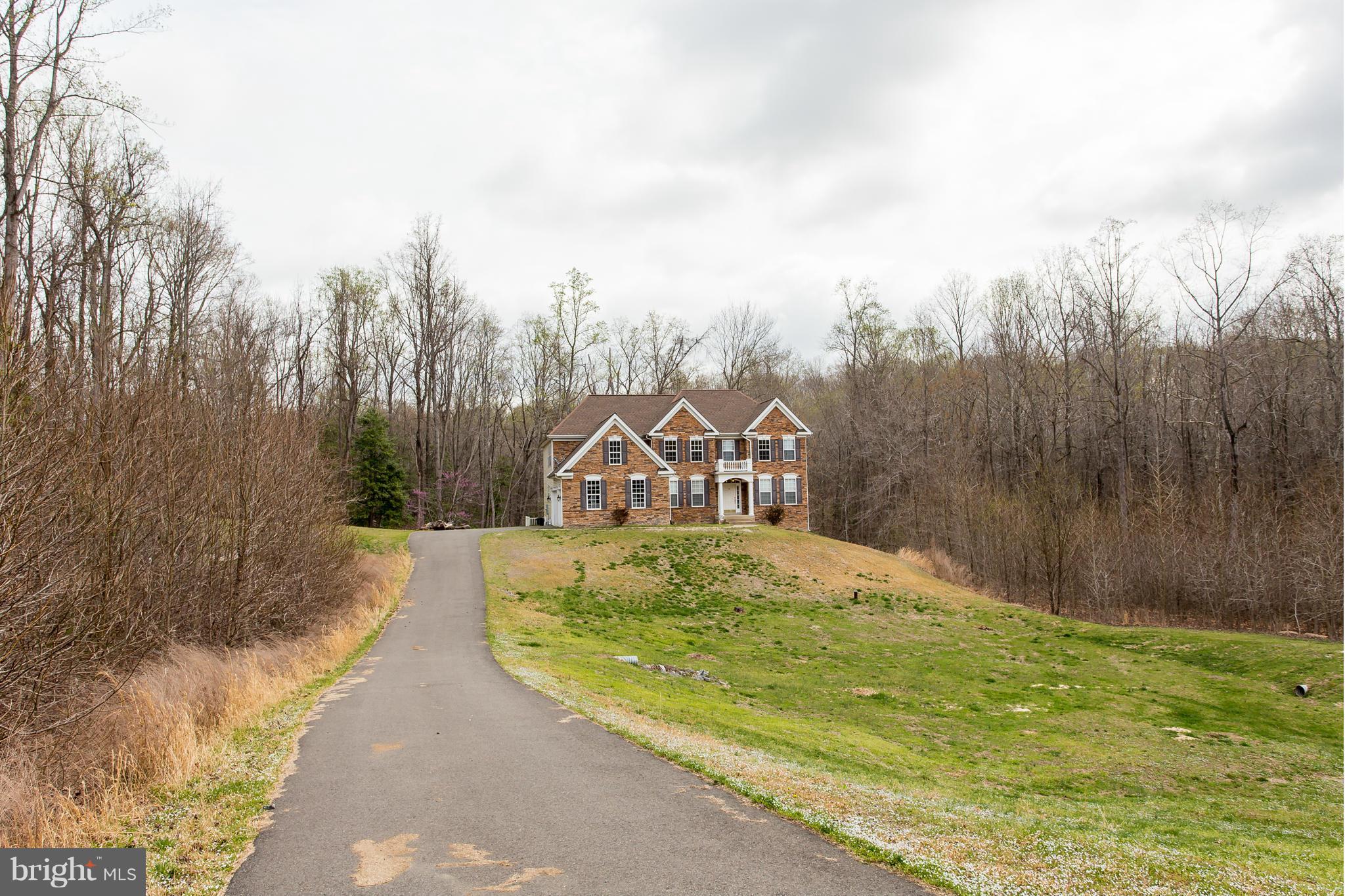 CALEDON CROSSING - Residential