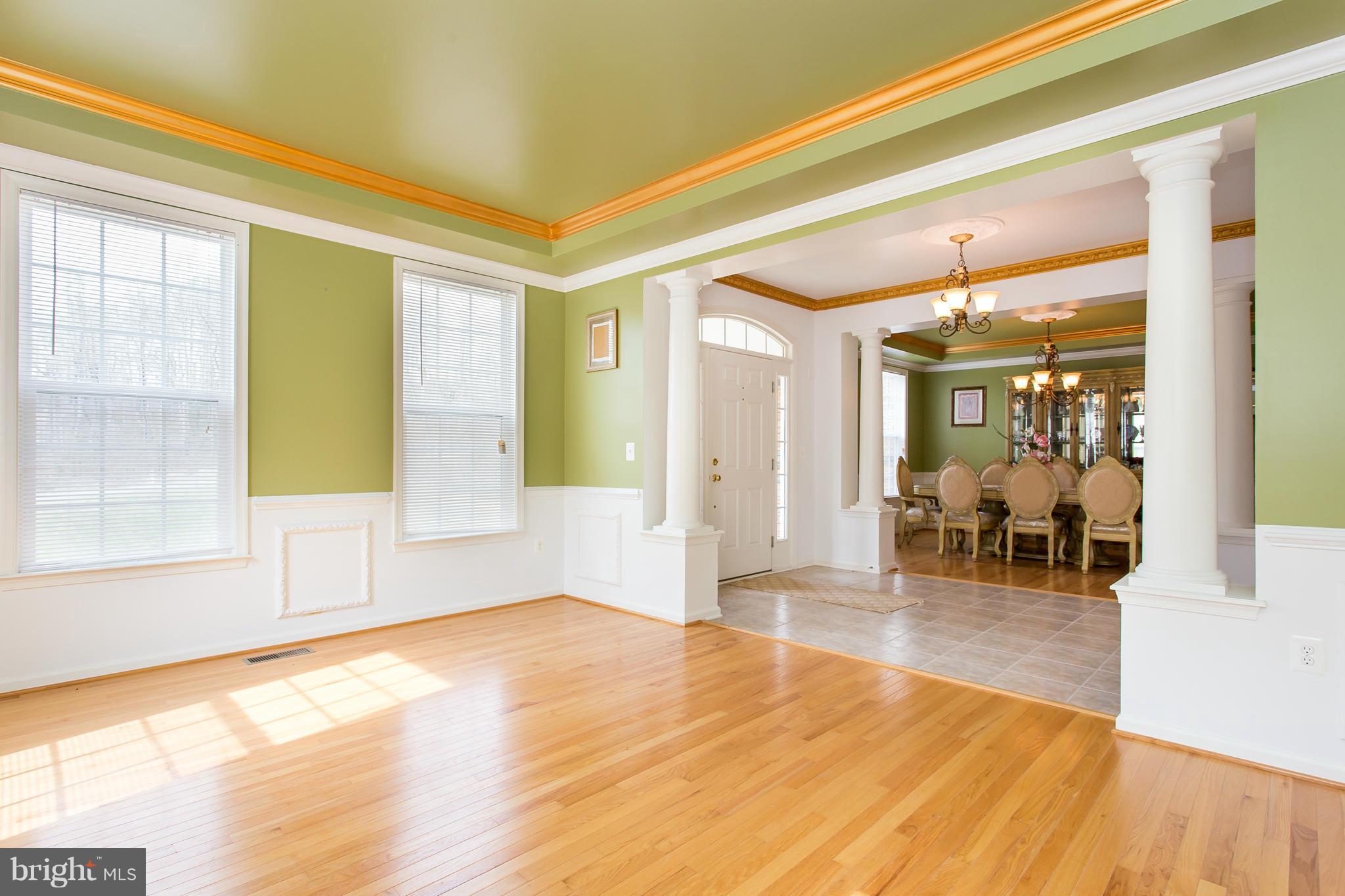 CALEDON CROSSING - Residential