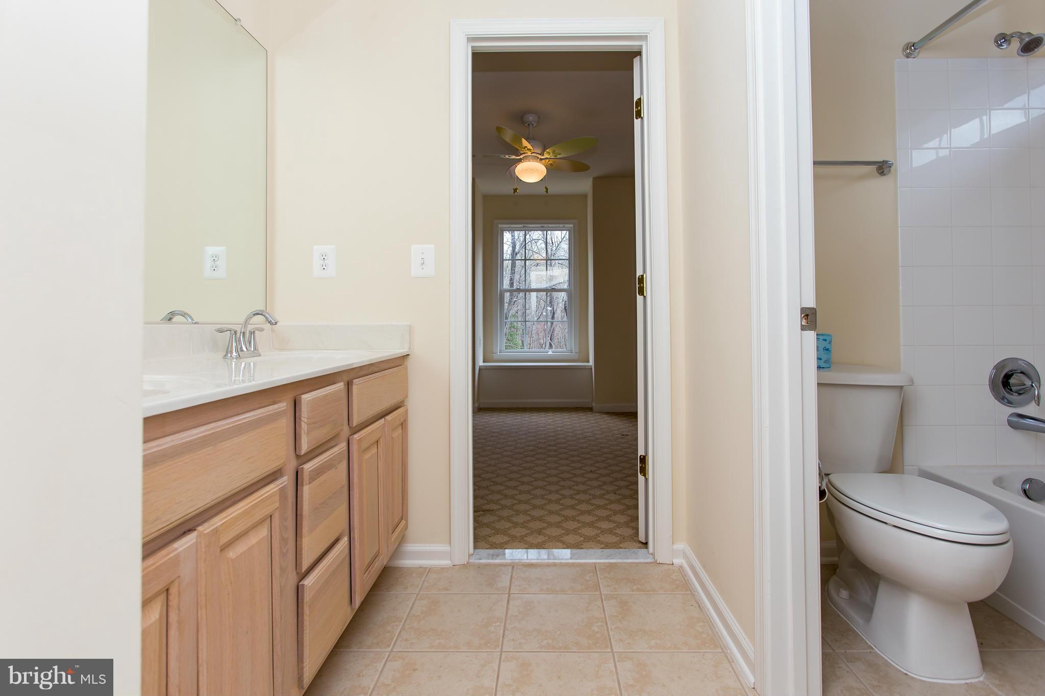 CALEDON CROSSING - Residential