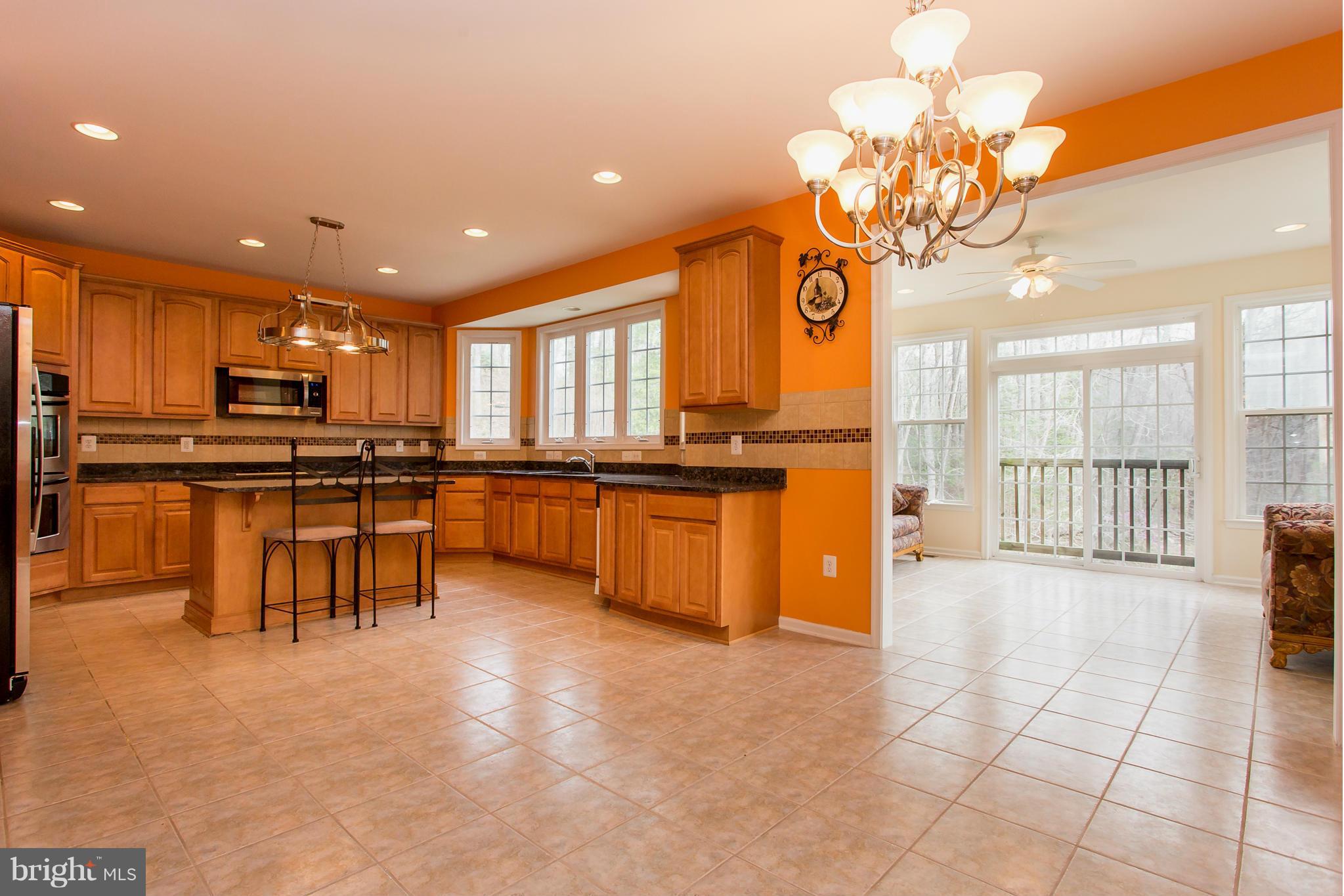 CALEDON CROSSING - Residential