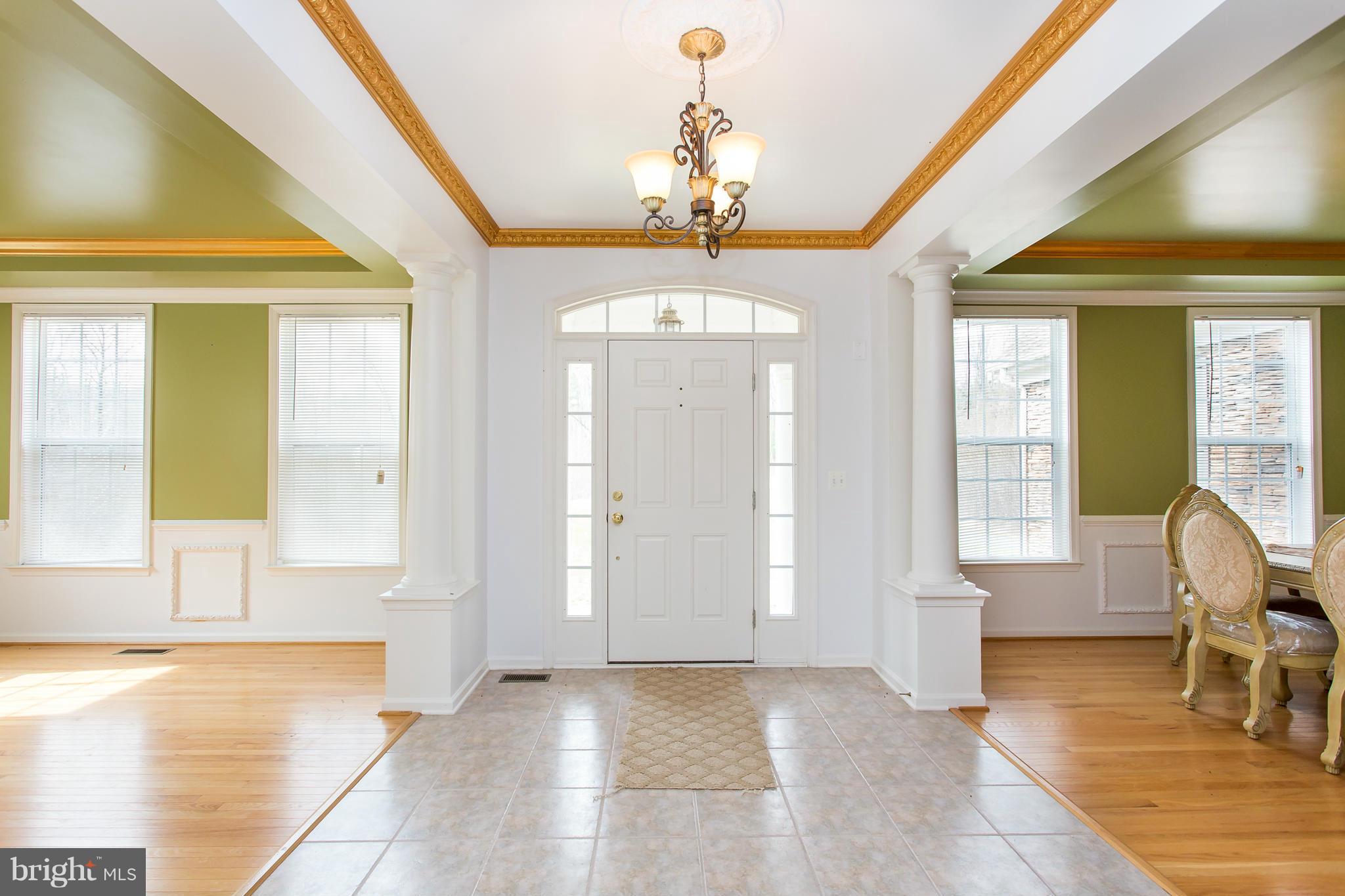 CALEDON CROSSING - Residential