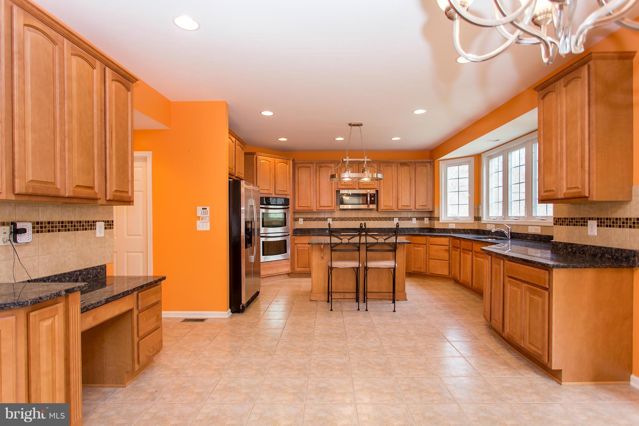 CALEDON CROSSING - Residential