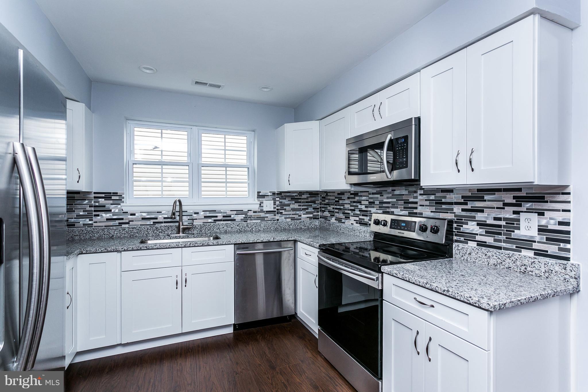 WILLOUGHBY WOODS - Residential