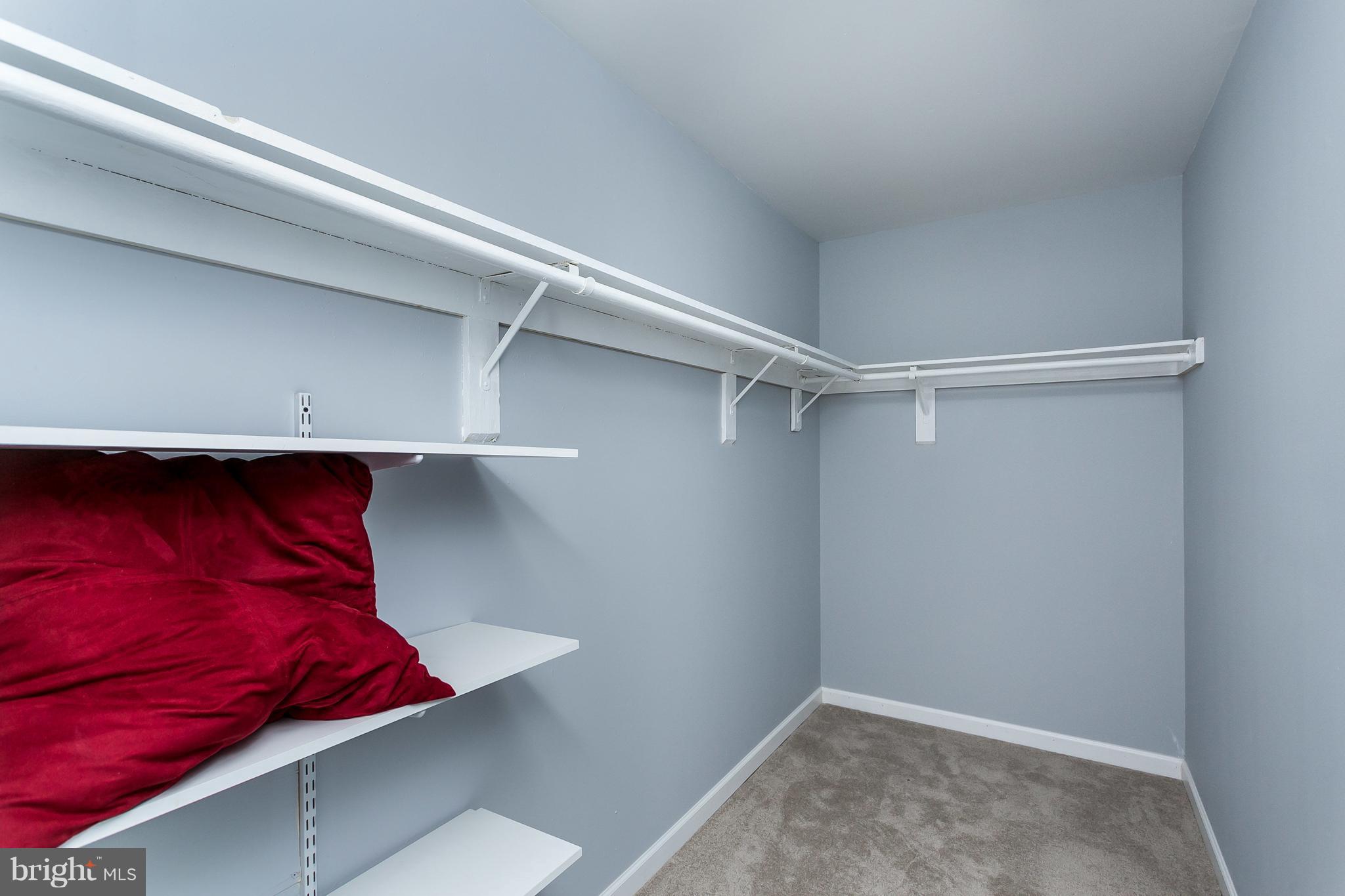 WILLOUGHBY WOODS - Residential