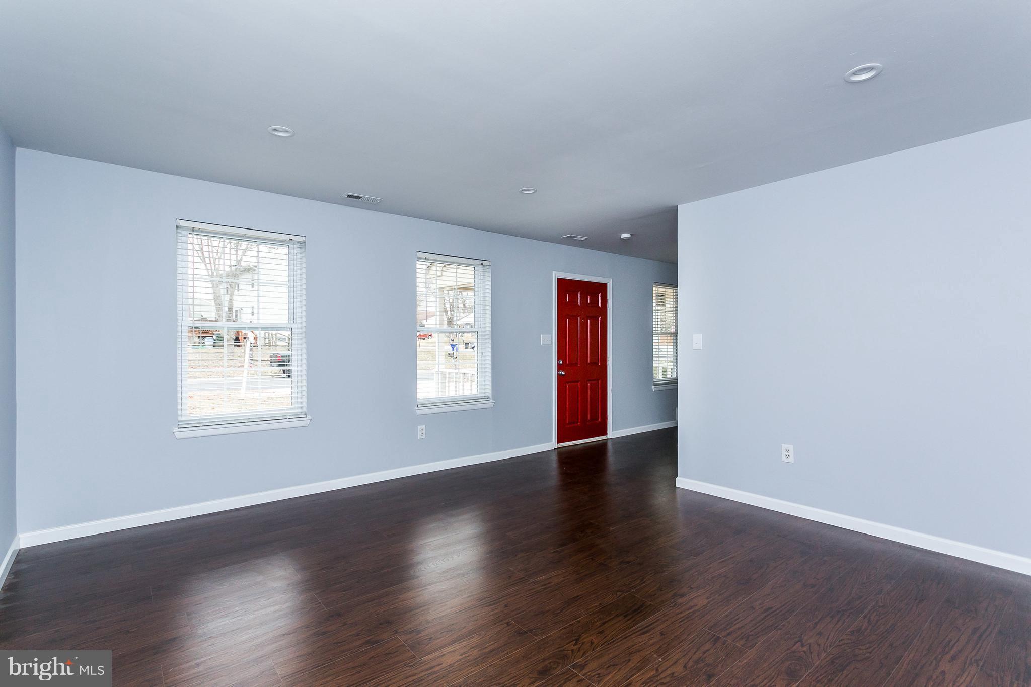 WILLOUGHBY WOODS - Residential