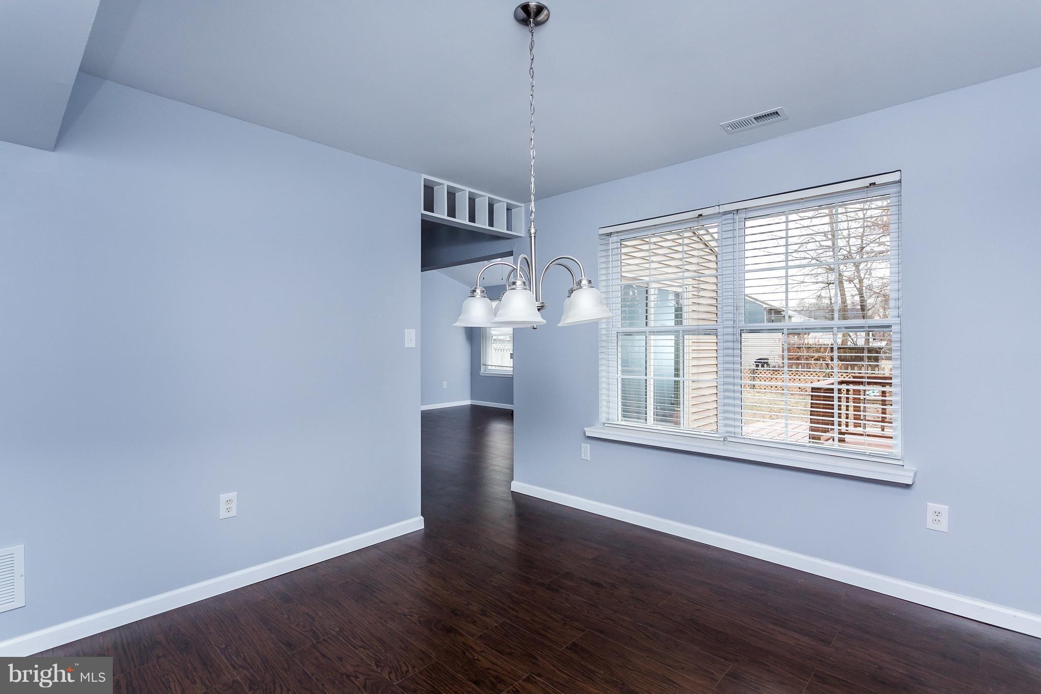 WILLOUGHBY WOODS - Residential