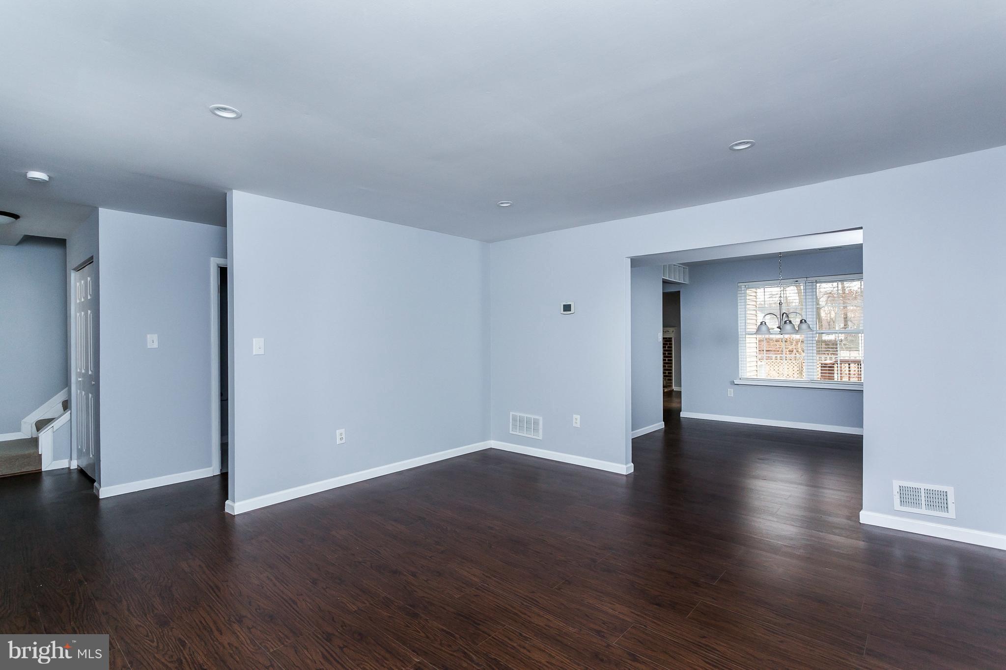 WILLOUGHBY WOODS - Residential