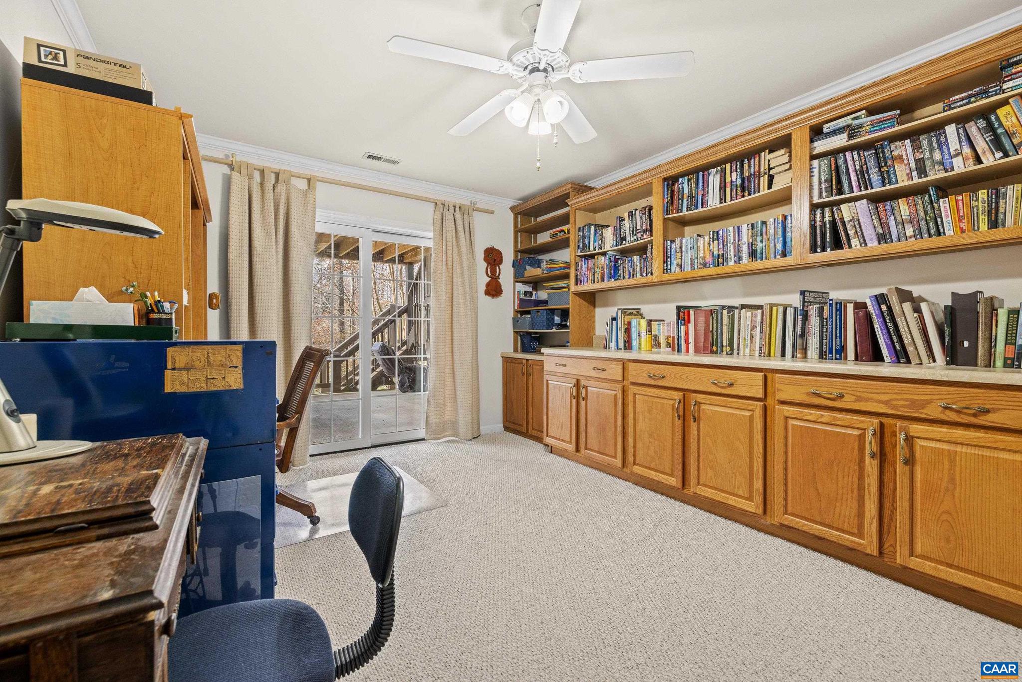 LAKE MONTICELLO - Residential