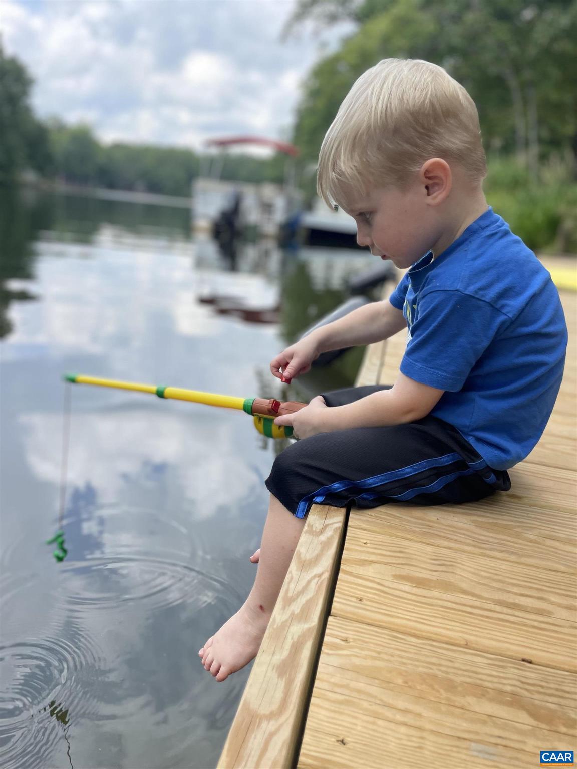 LAKE MONTICELLO - Residential