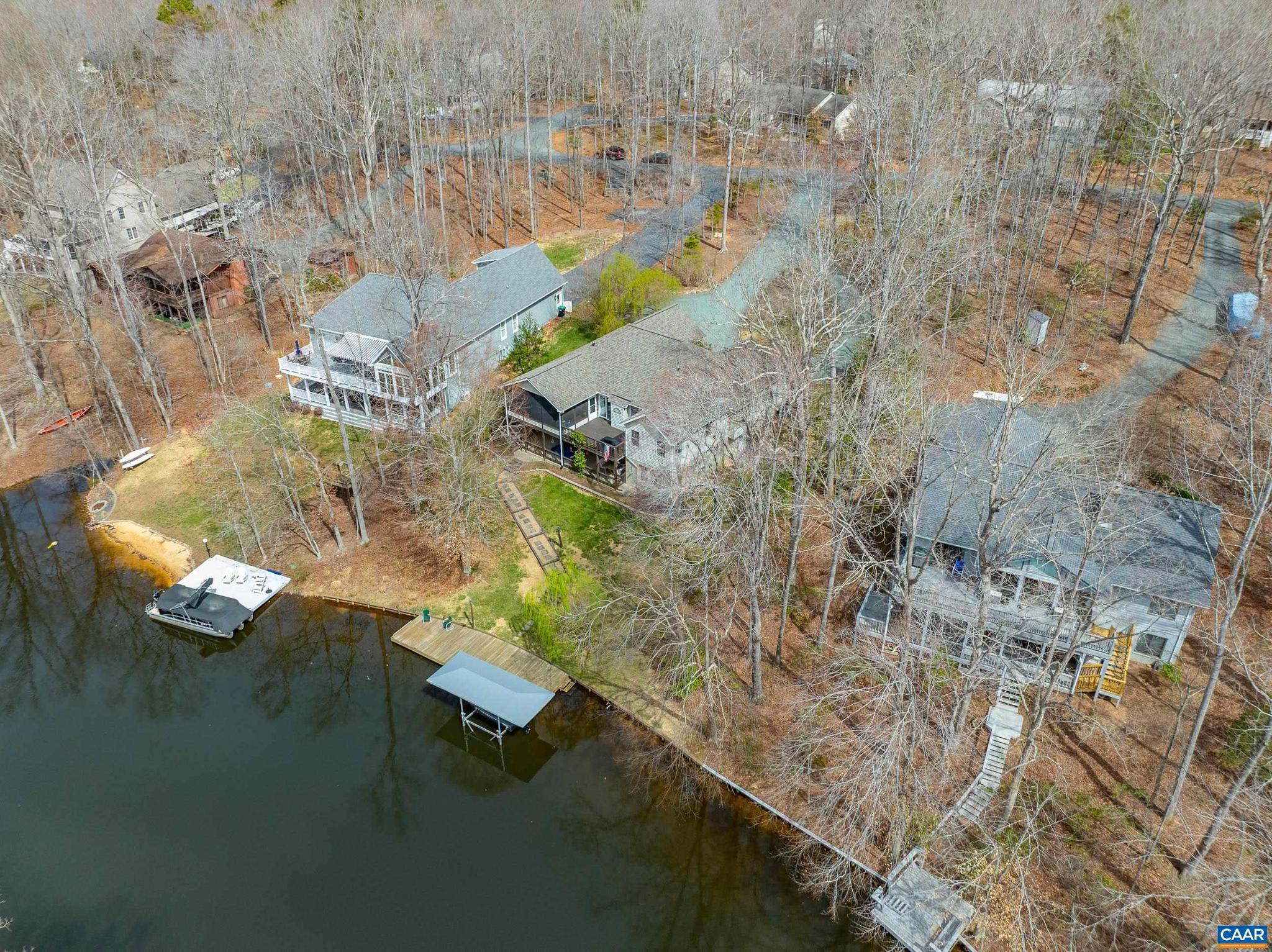 LAKE MONTICELLO - Residential