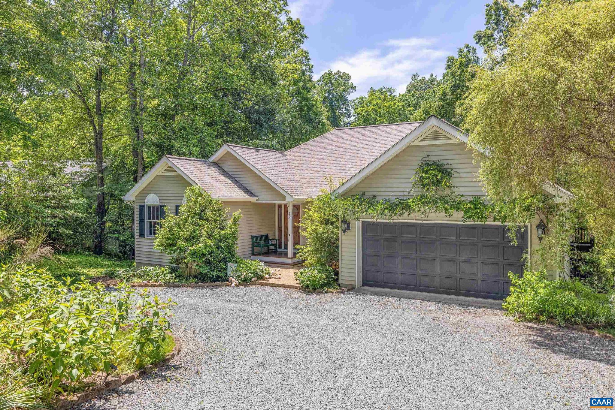 LAKE MONTICELLO - Residential