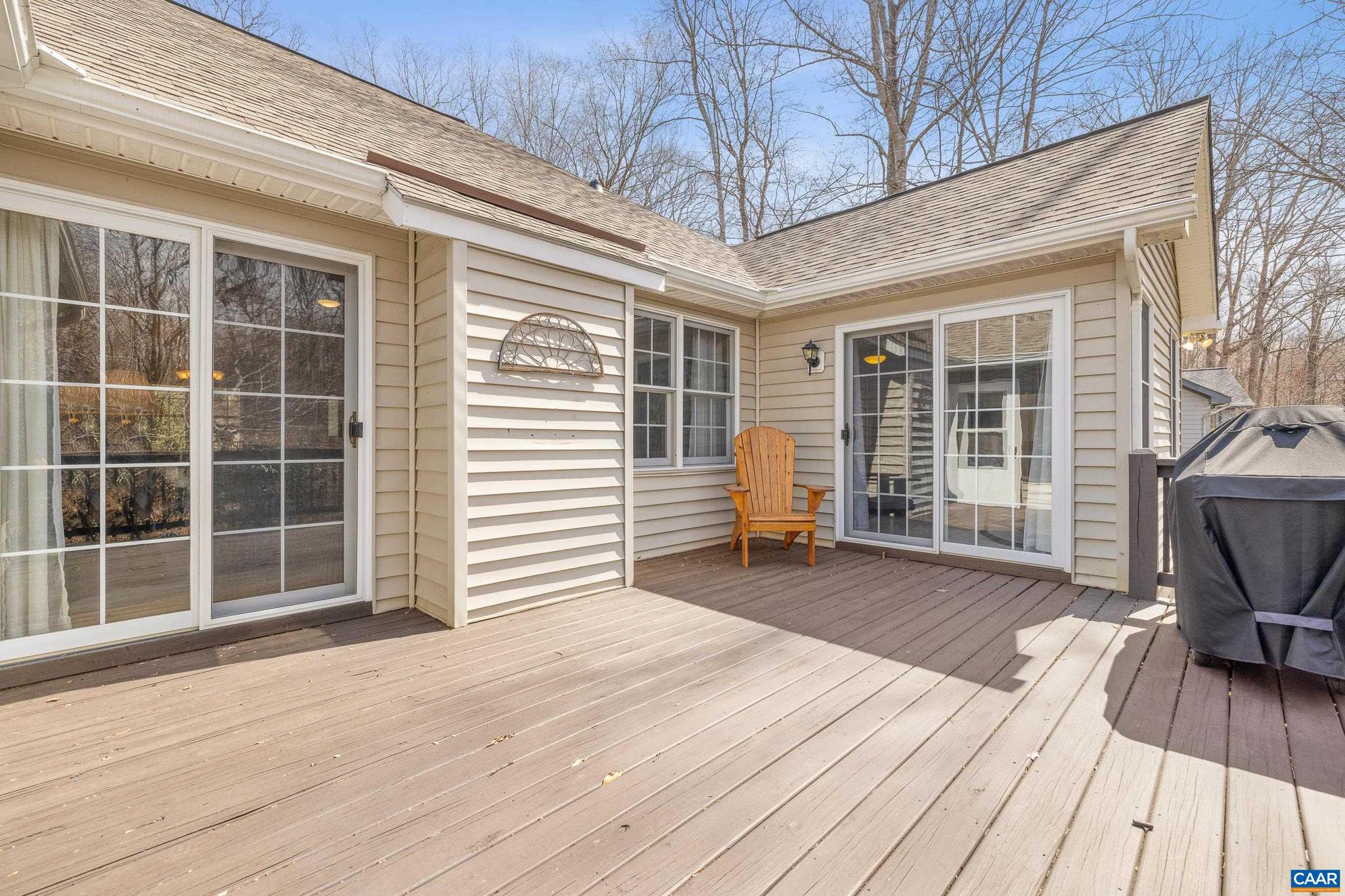 LAKE MONTICELLO - Residential