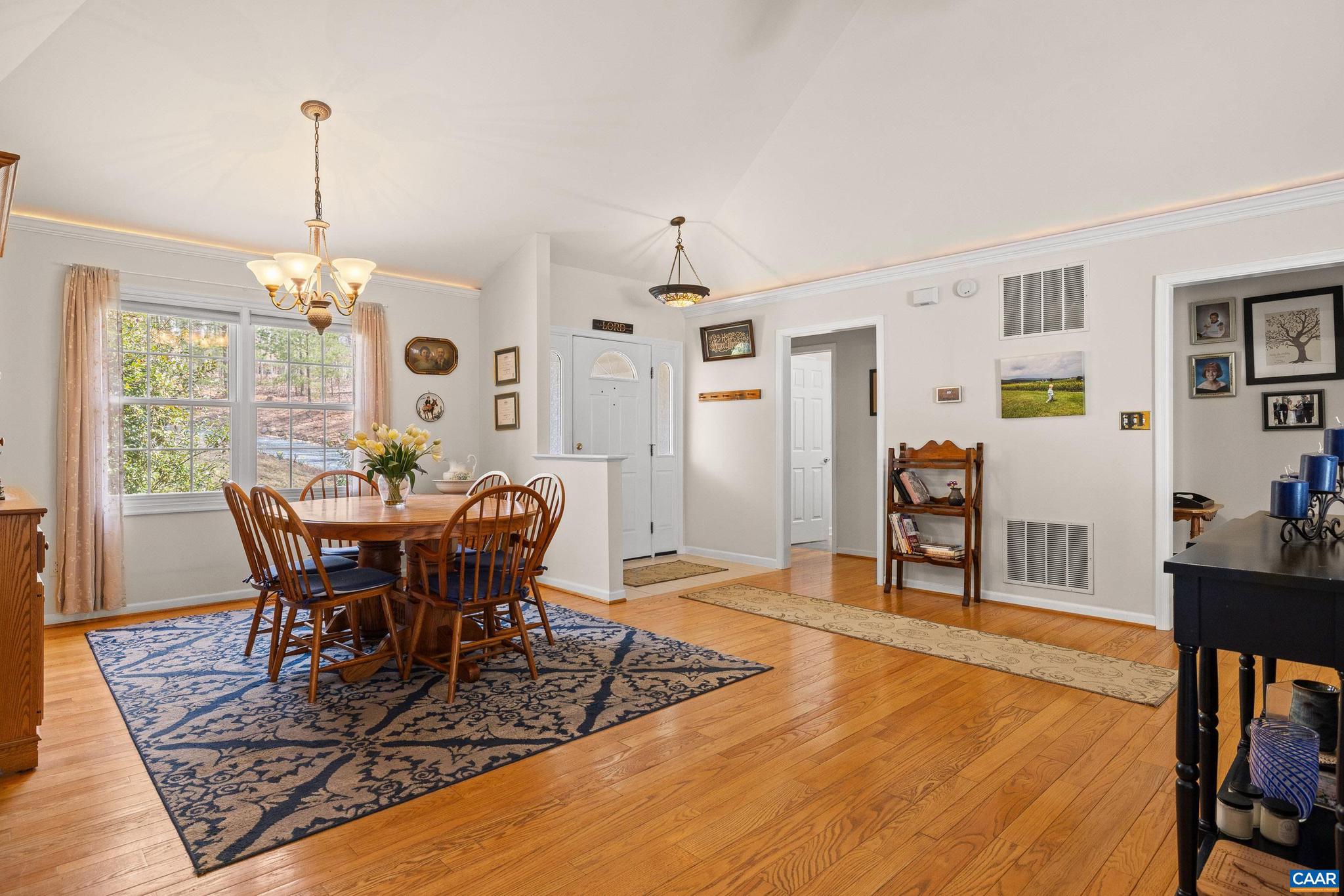 LAKE MONTICELLO - Residential