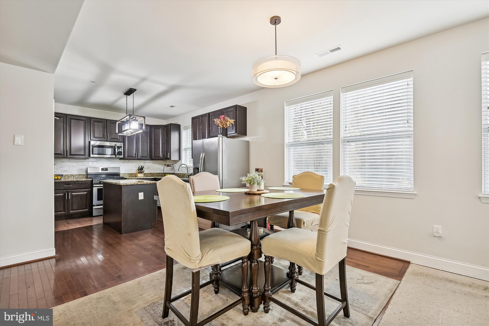 WINDSOR HILLS - Residential