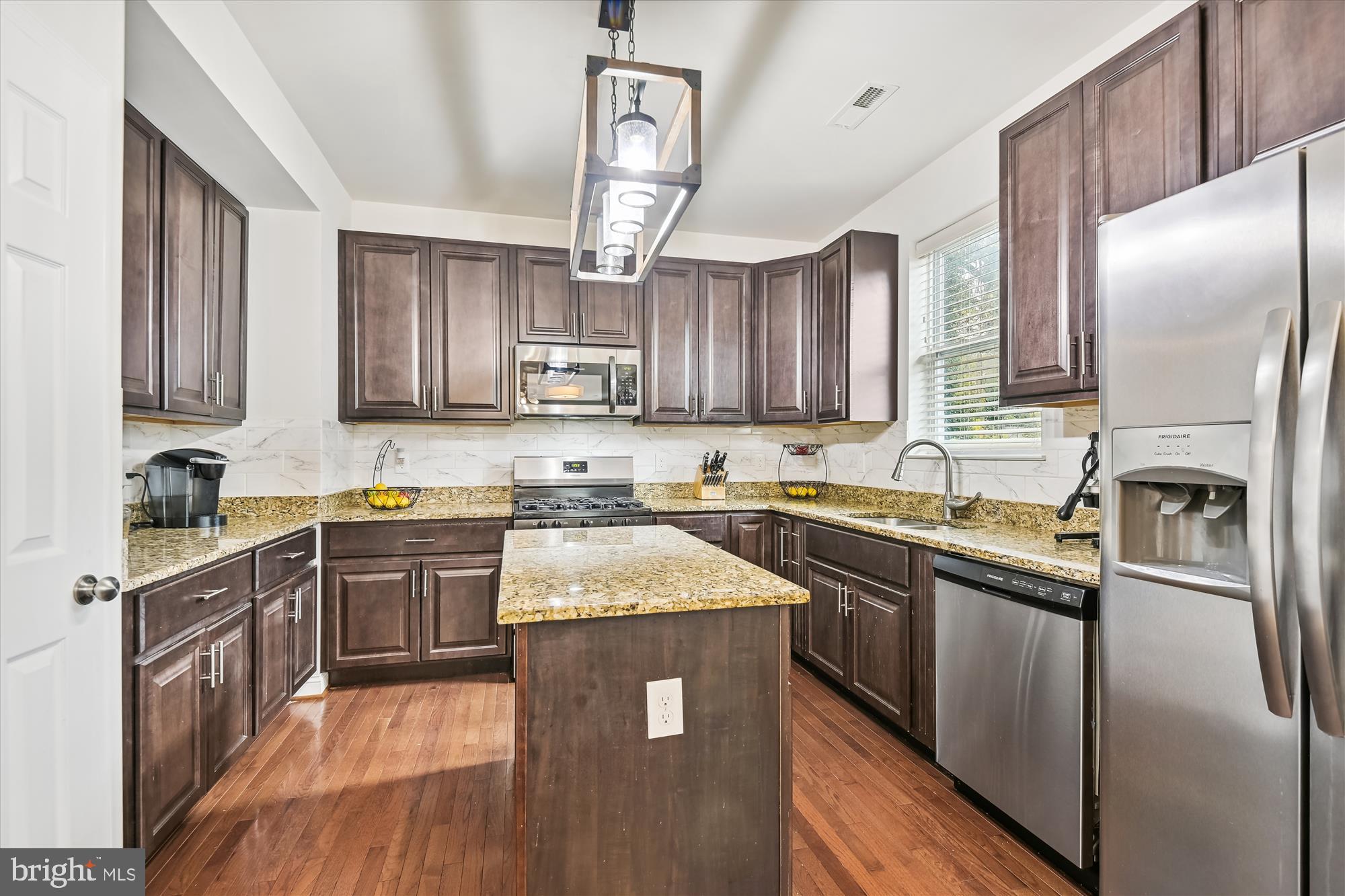 WINDSOR HILLS - Residential