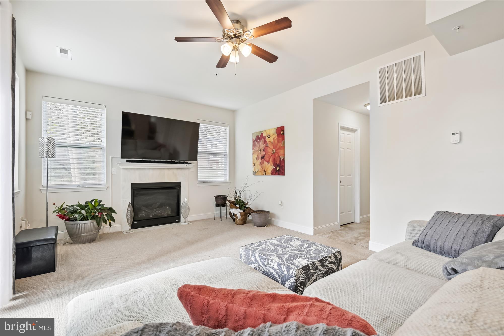 WINDSOR HILLS - Residential